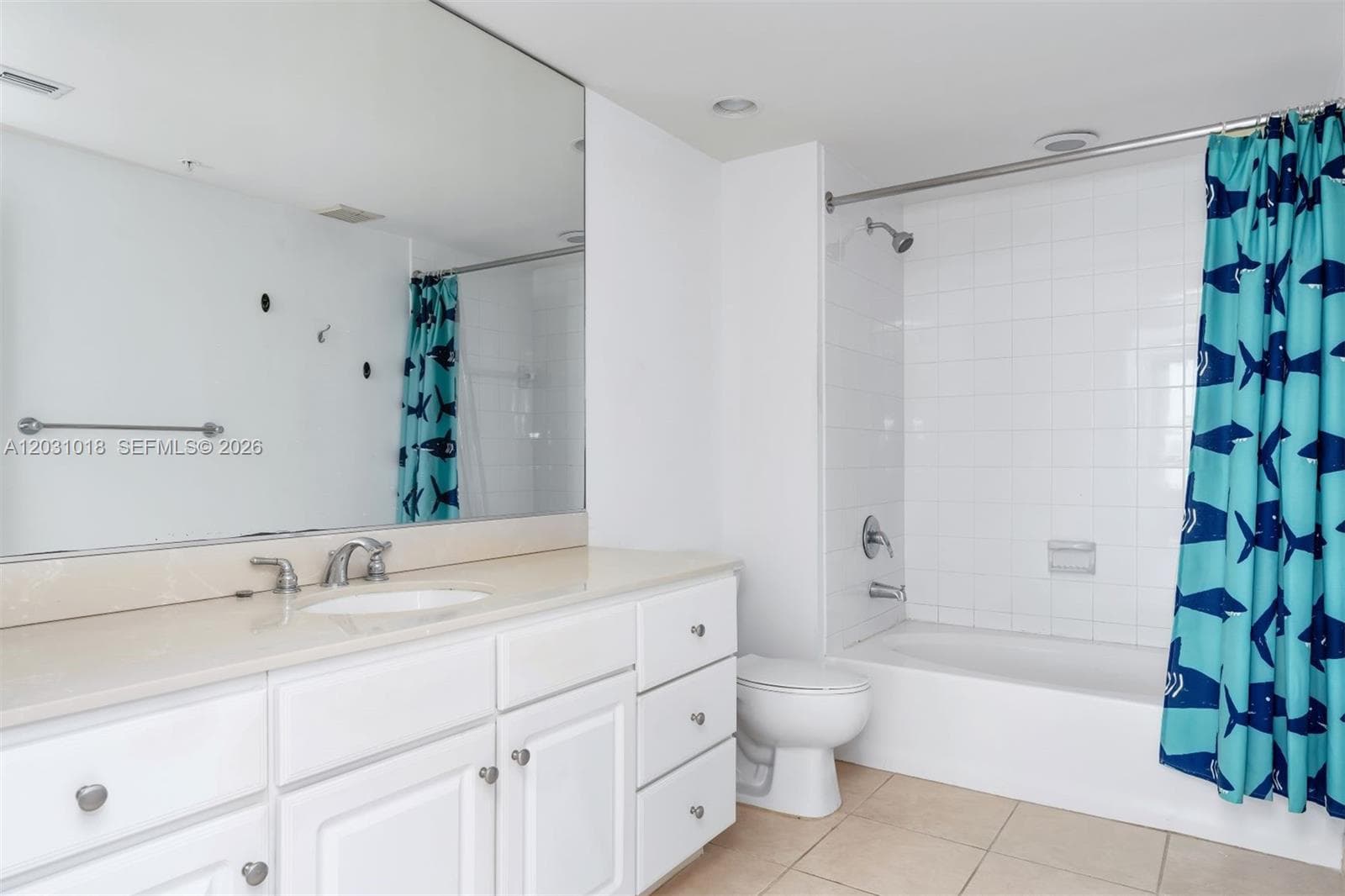 2000 N Bayshore Dr 420 photo 11