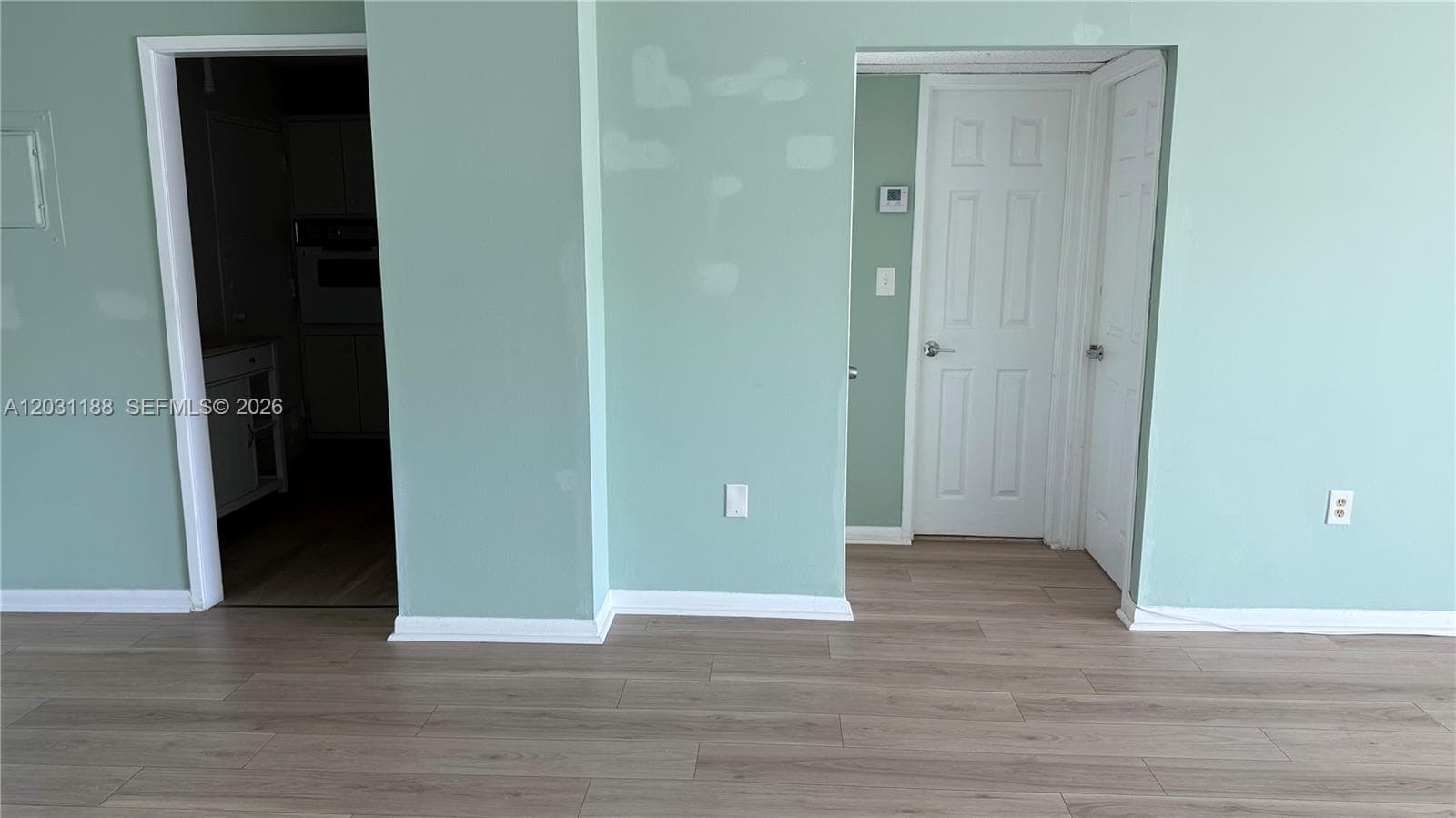 400 Kings Point Dr 316 photo 10