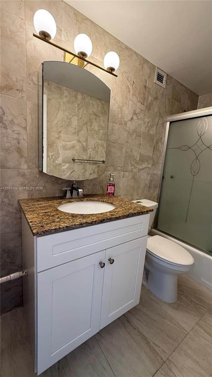 400 Kings Point Dr 316 photo 15