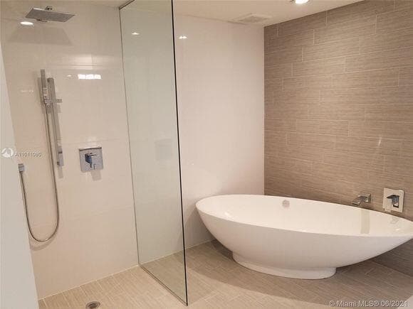330 Sunny Isles Boulevard 5-703 photo 6