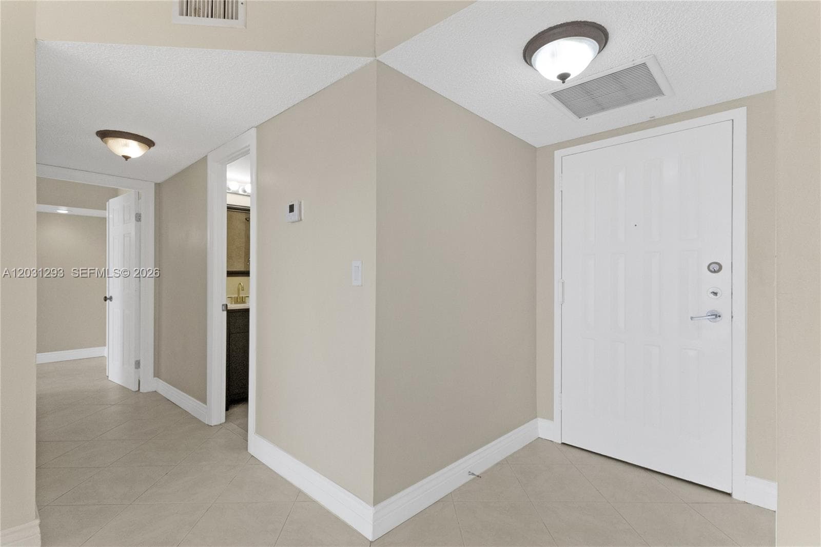 200 Leslie Dr 902 photo 13