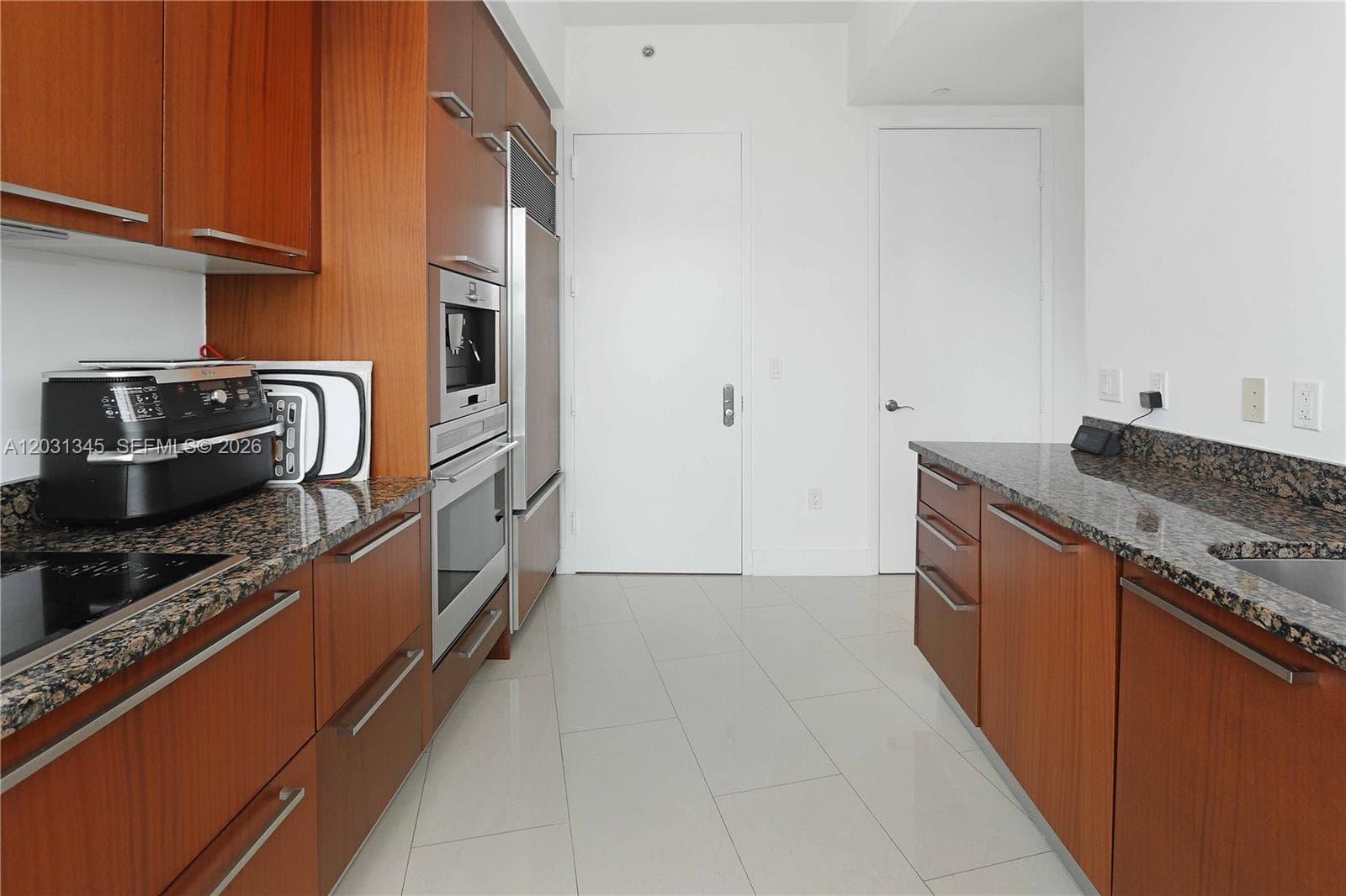 15811 Collins Ave 1105 photo 20