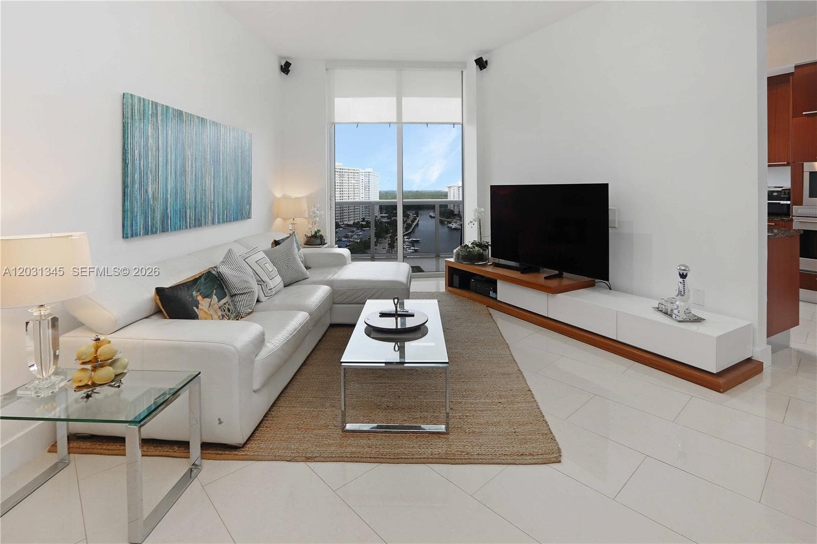 15811 Collins Ave 1105 photo 4