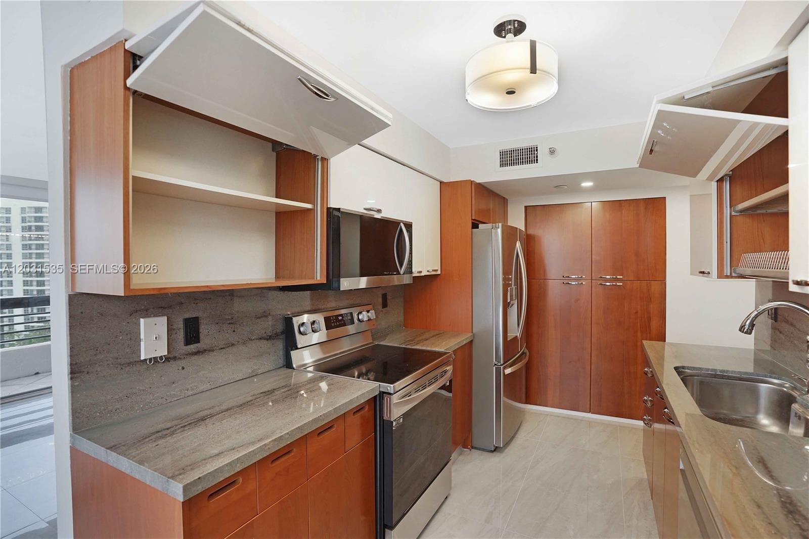 3500 Mystic Pointe Dr 1206 photo 7