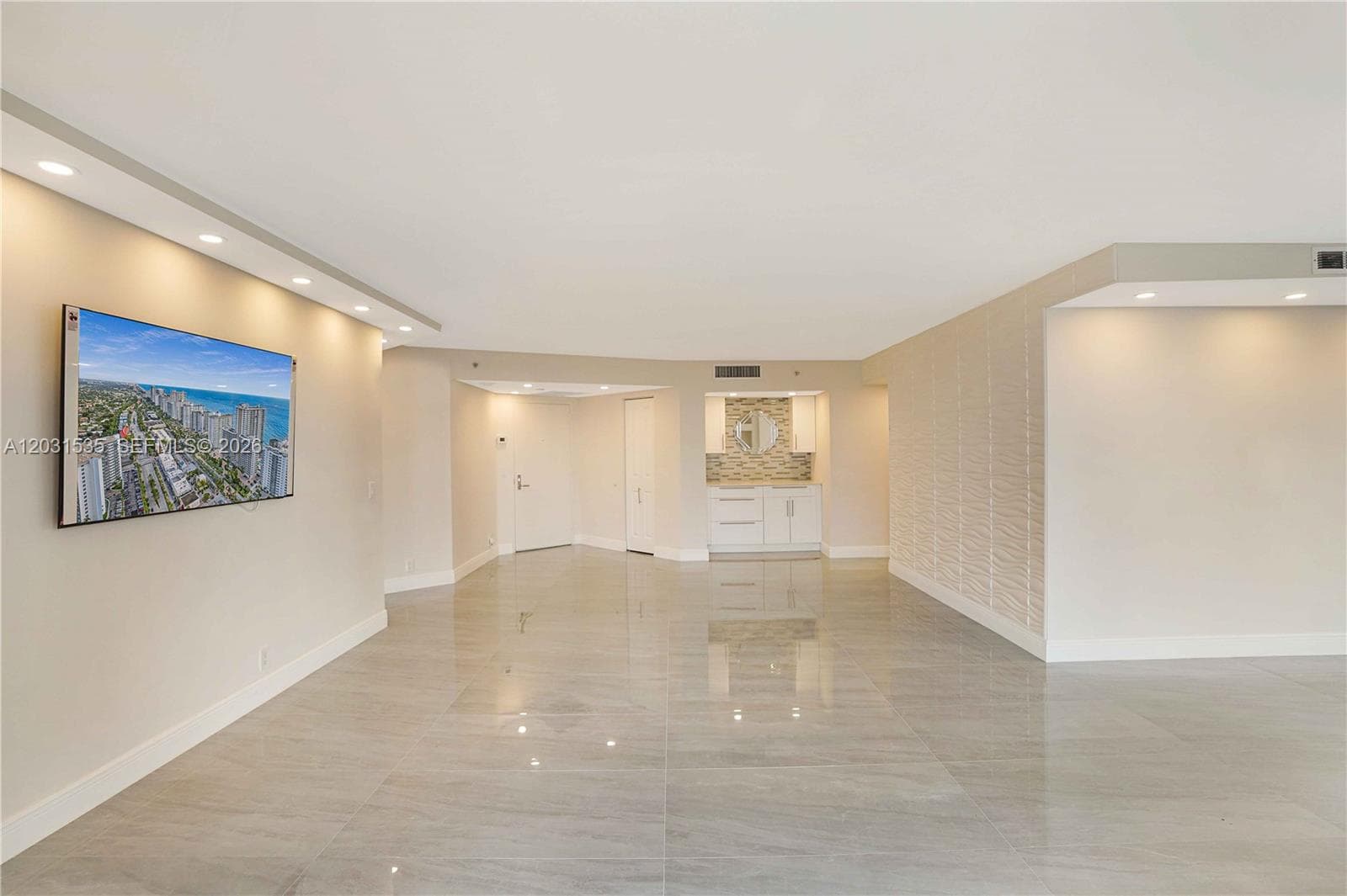 3500 Mystic Pointe Dr 1206 photo 5