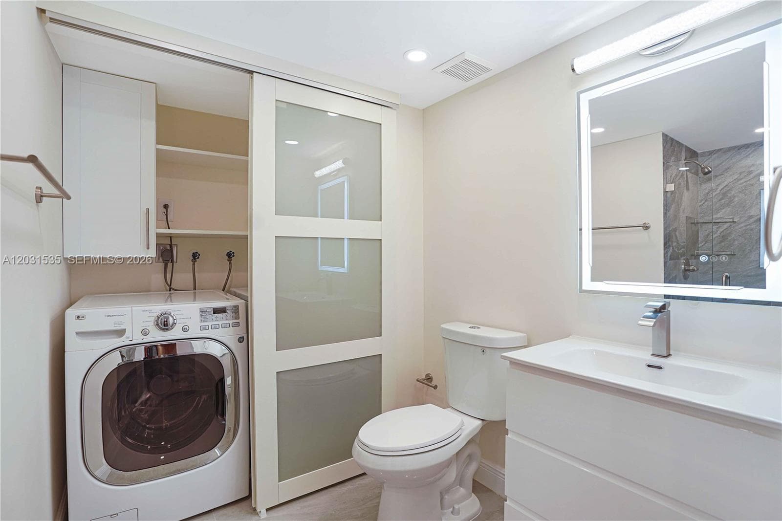 3500 Mystic Pointe Dr 1206 photo 21