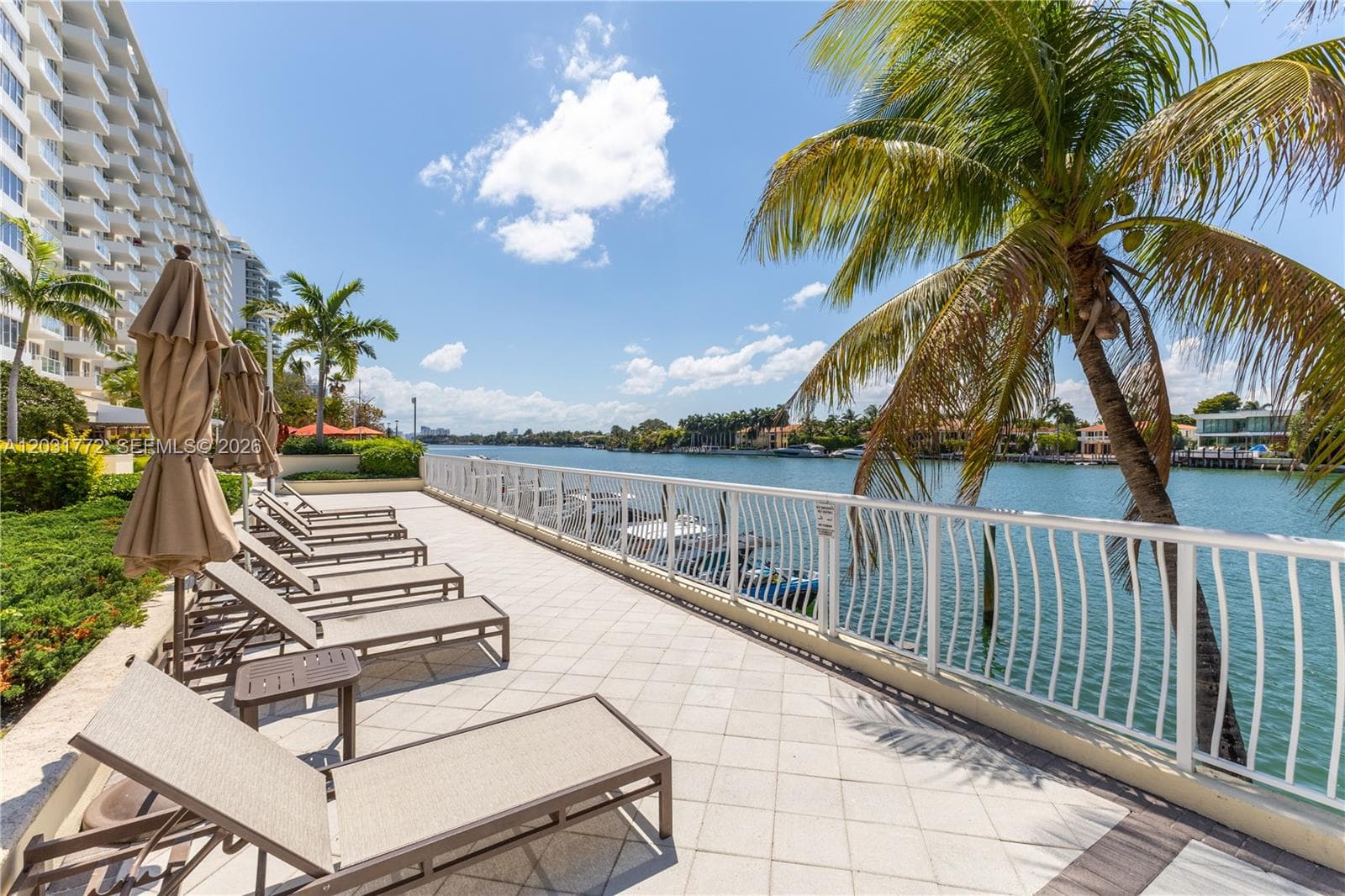 5600 Collins Ave 14R photo 22