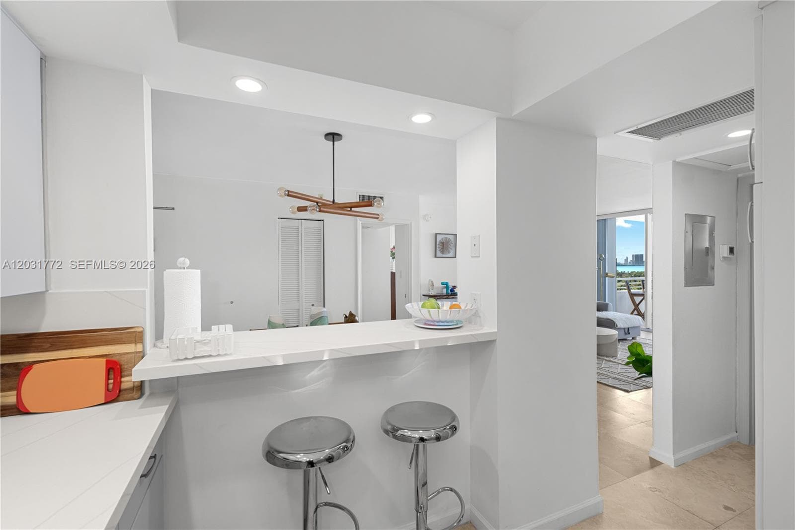5600 Collins Ave 14R photo 14