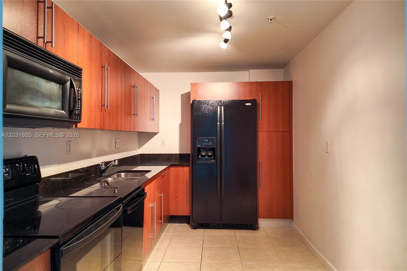 3000 S Ocean Dr 712 photo 10