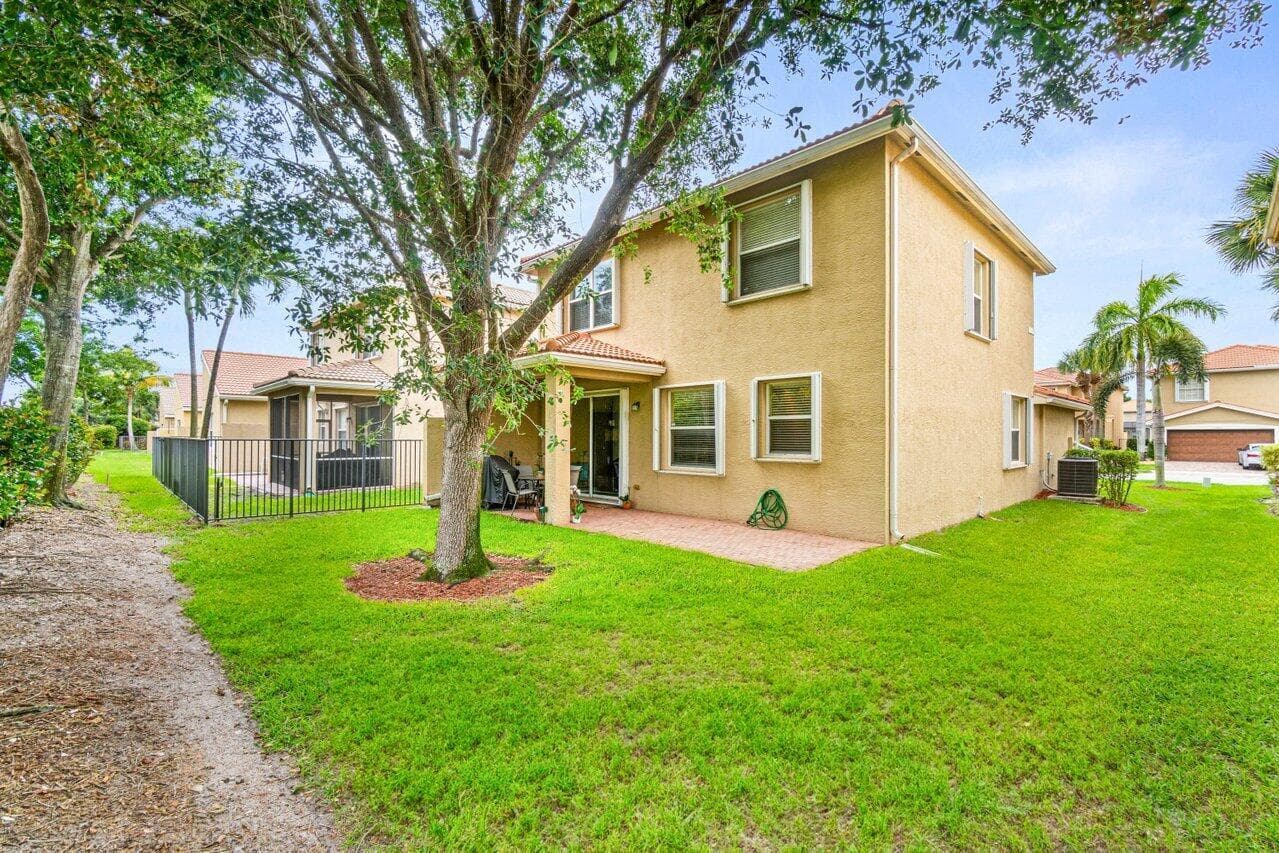7890 Jewelwood Drive photo 18