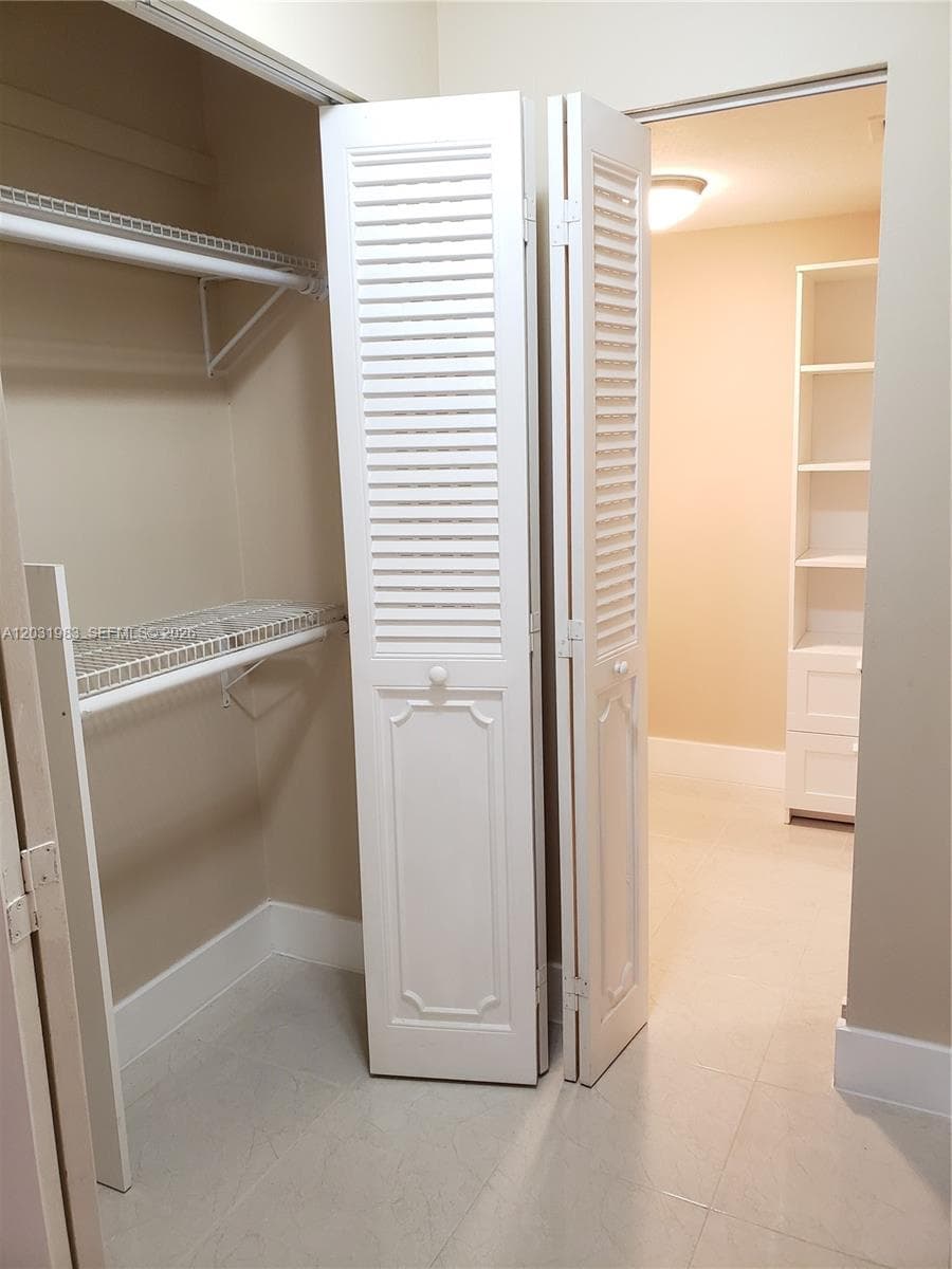 100 Golden Isles Dr PH 7 photo 20