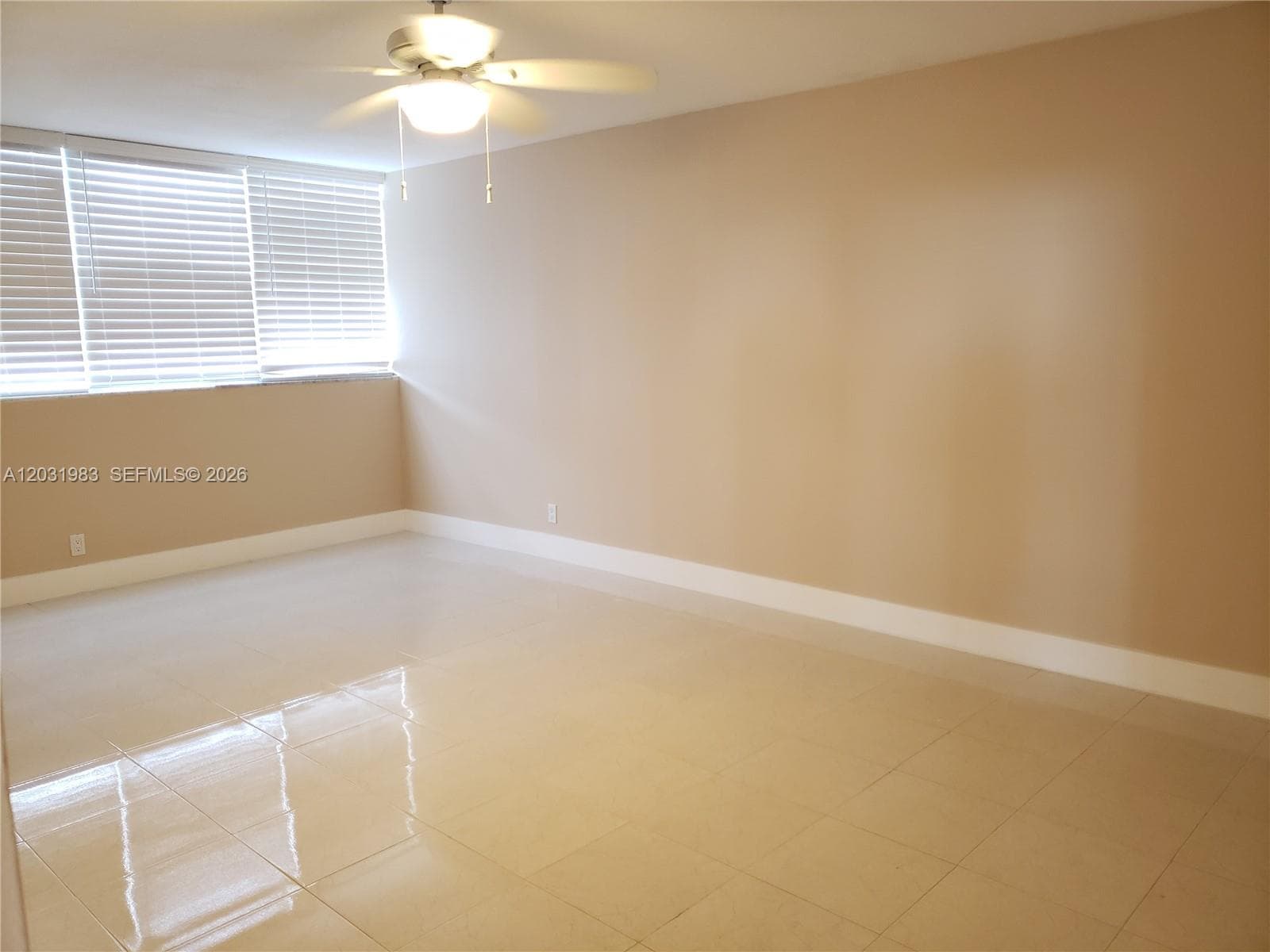 100 Golden Isles Dr PH 7 photo 8