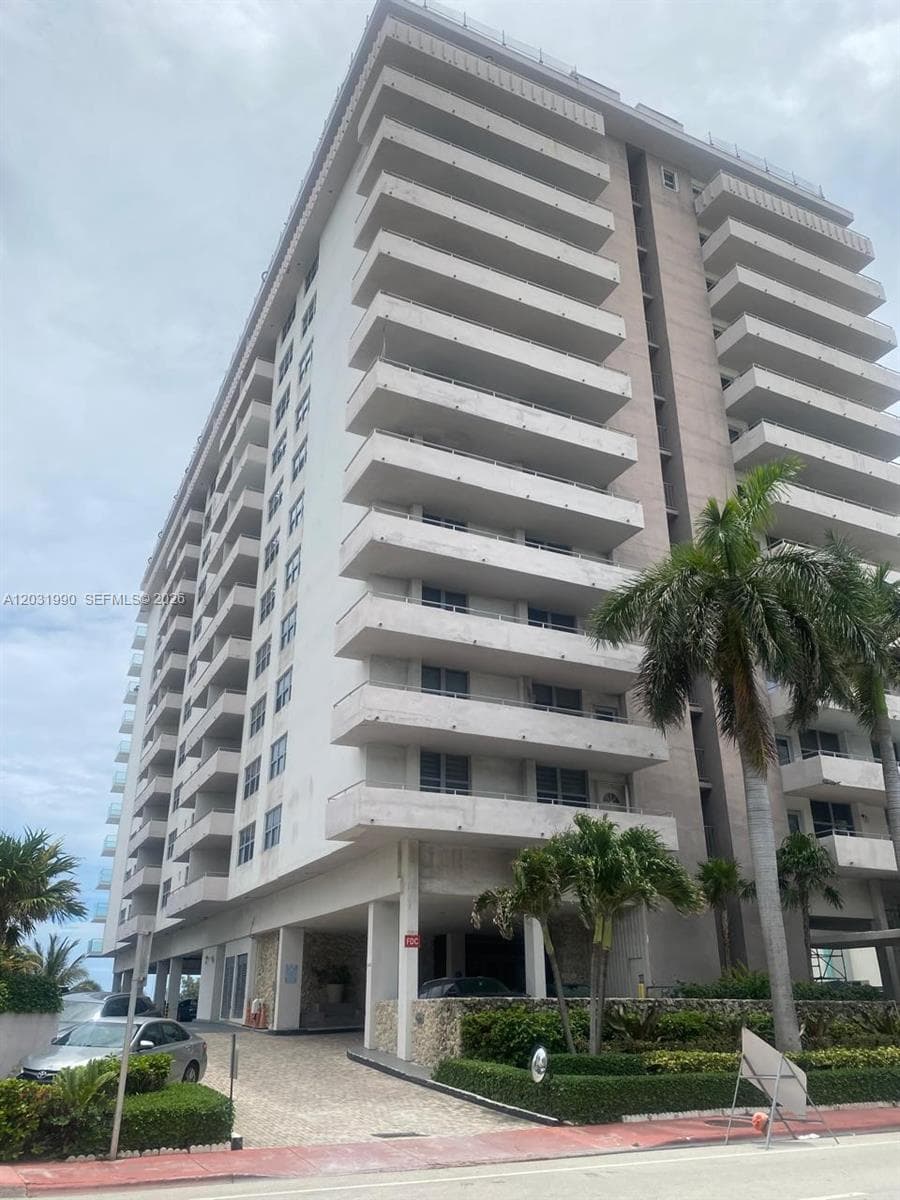 9225 Collins Ave 303 photo 2