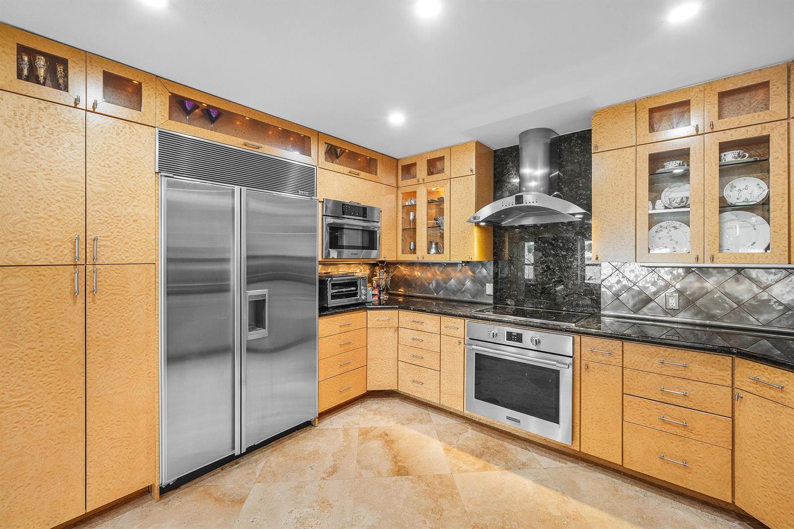 1005 Bel Air Drive 5 photo 7