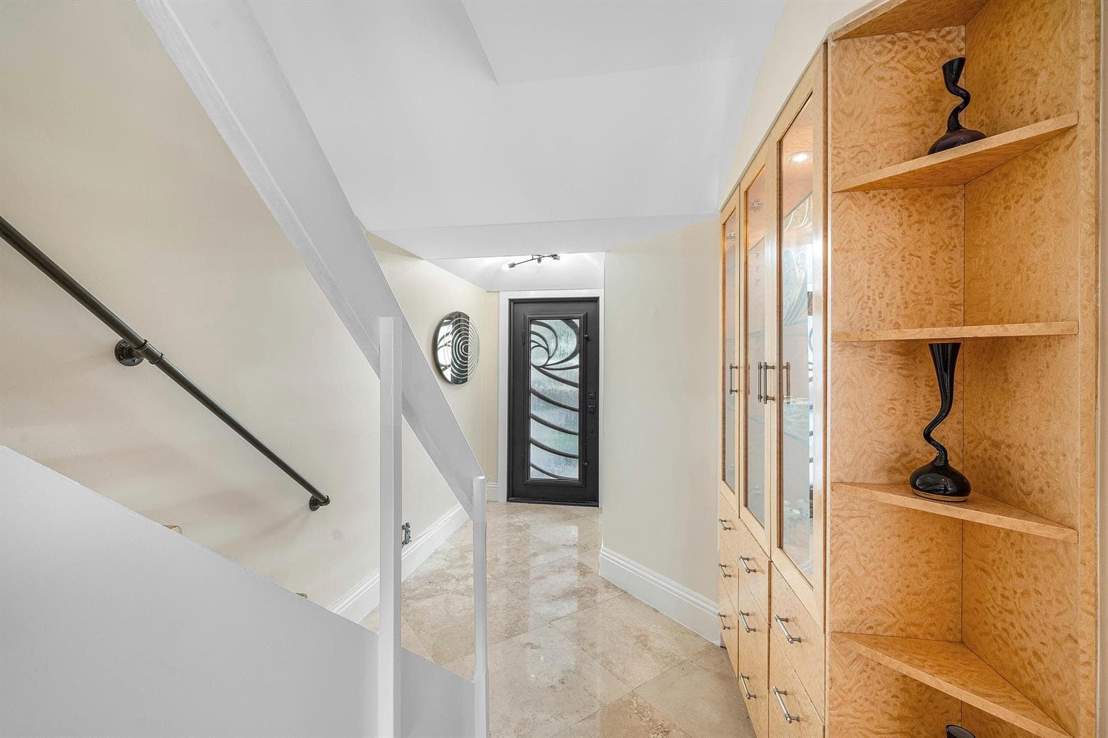 1005 Bel Air Drive 5 photo 3