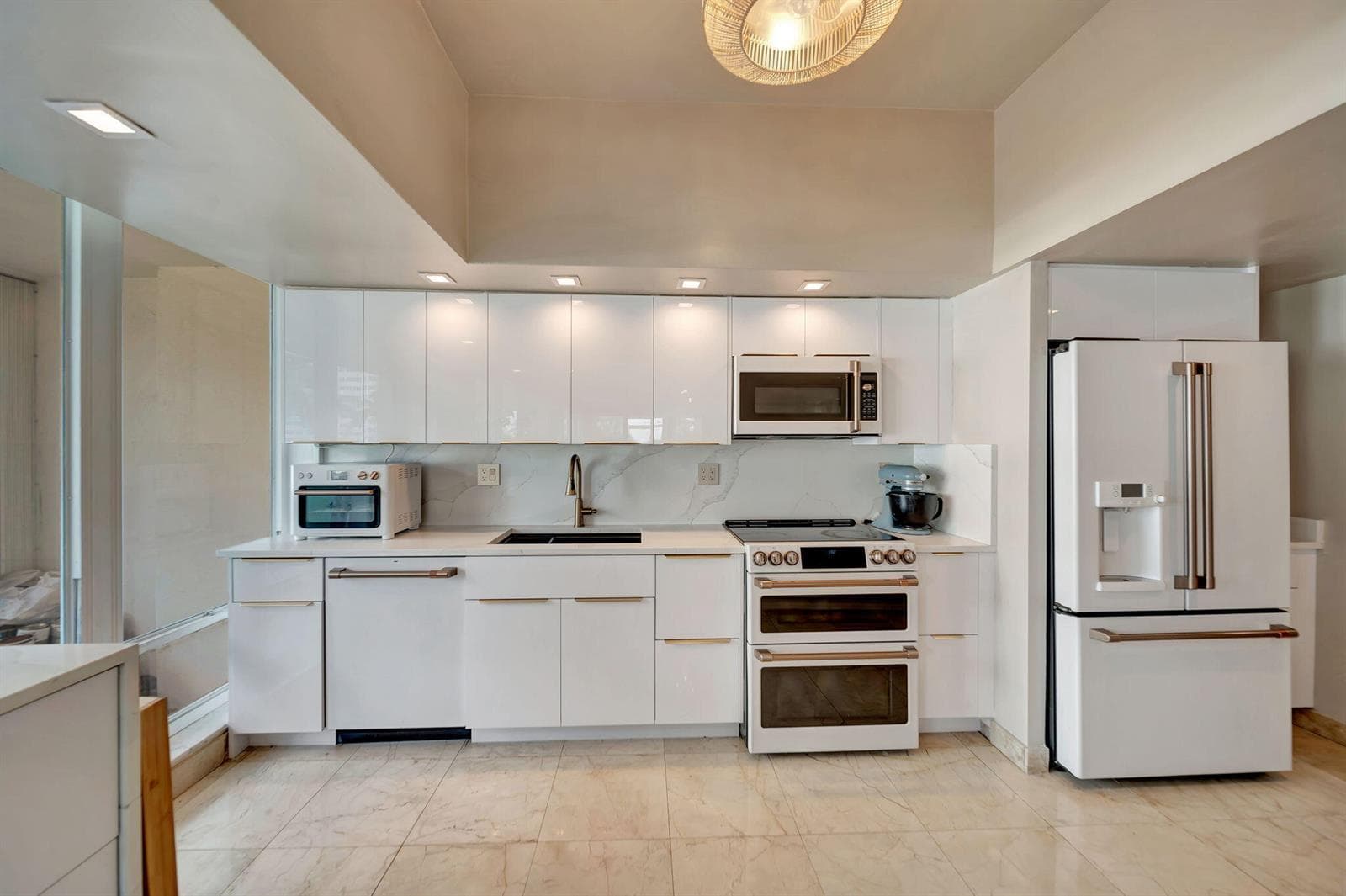 2100 S Ocean Lane 101-102 photo 12