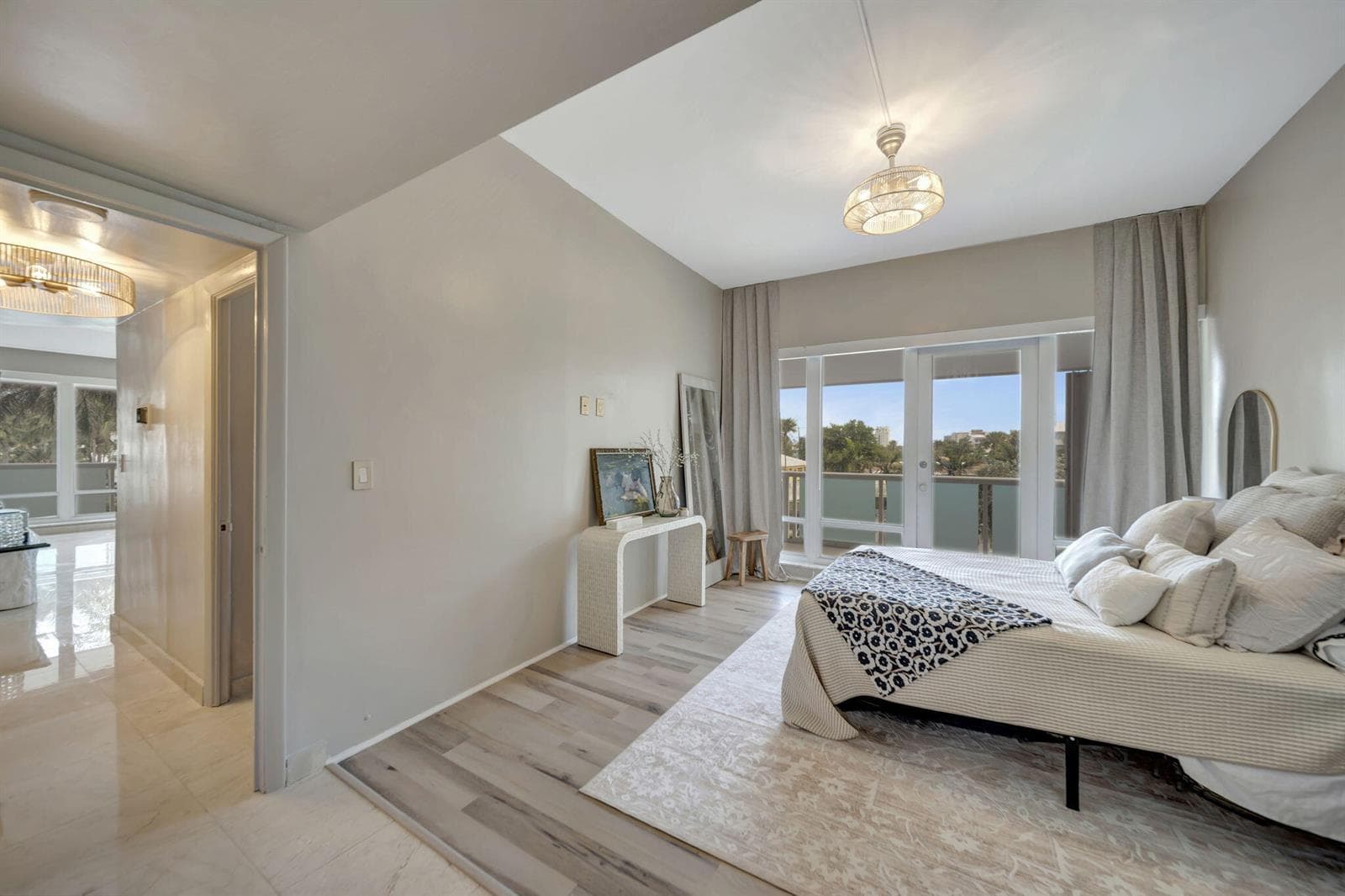 2100 S Ocean Lane 101-102 photo 22