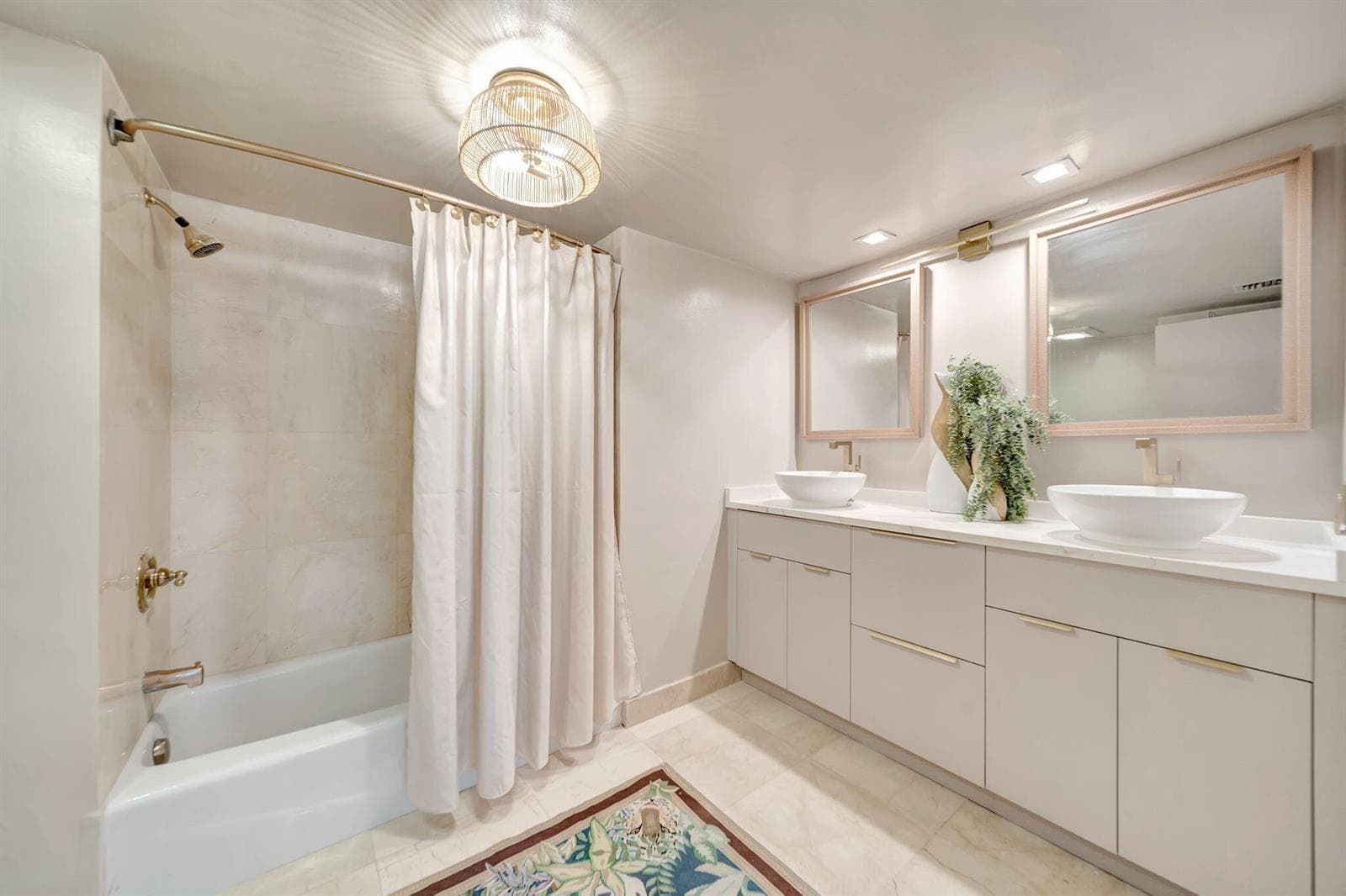 2100 S Ocean Lane 101-102 photo 20