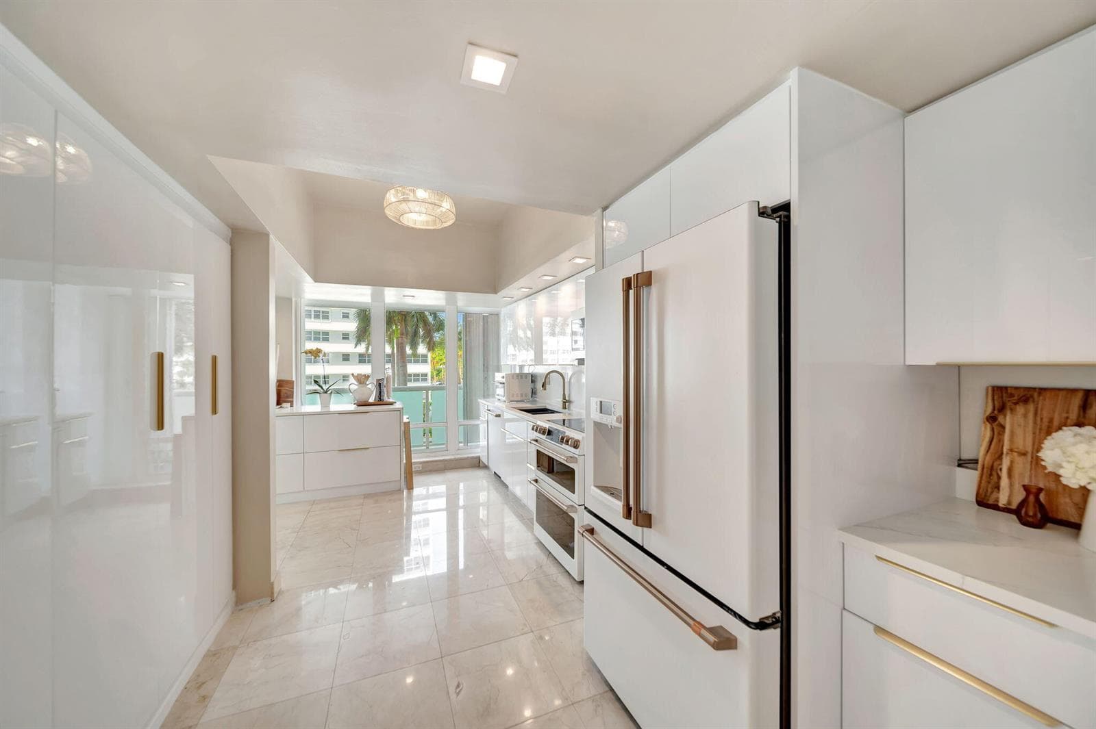 2100 S Ocean Lane 101-102 photo 14