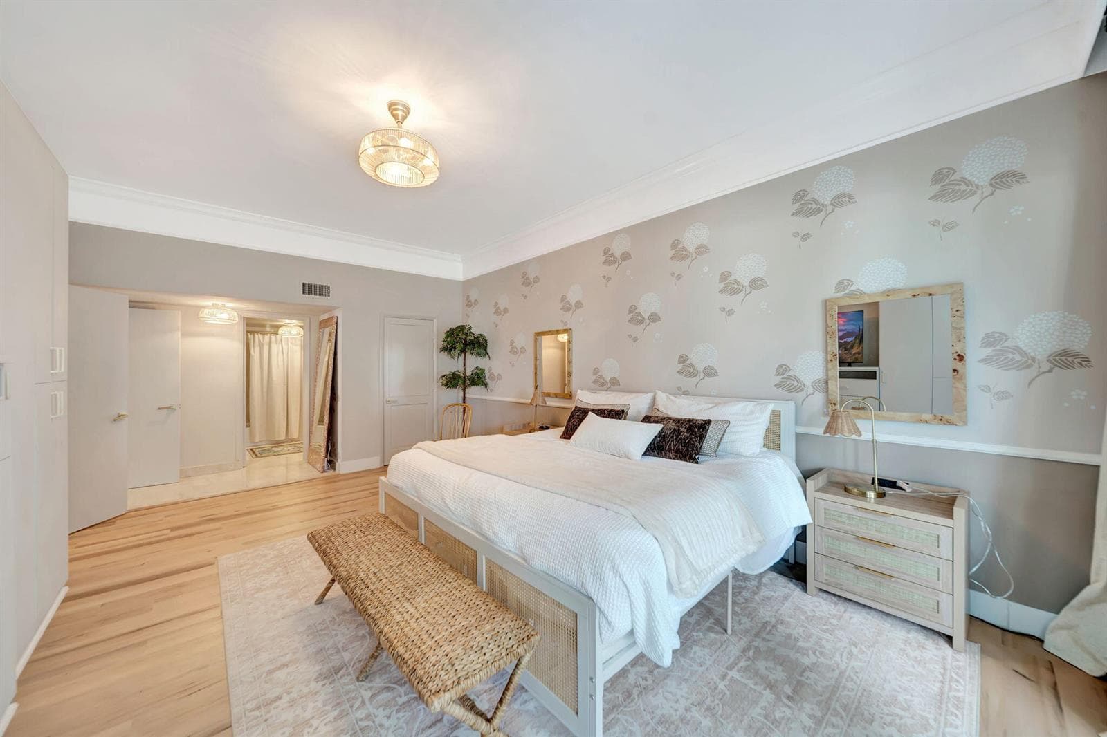 2100 S Ocean Lane 101-102 photo 19