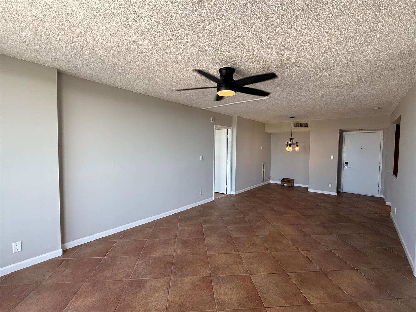 531 N Ocean Boulevard 1805 photo 6