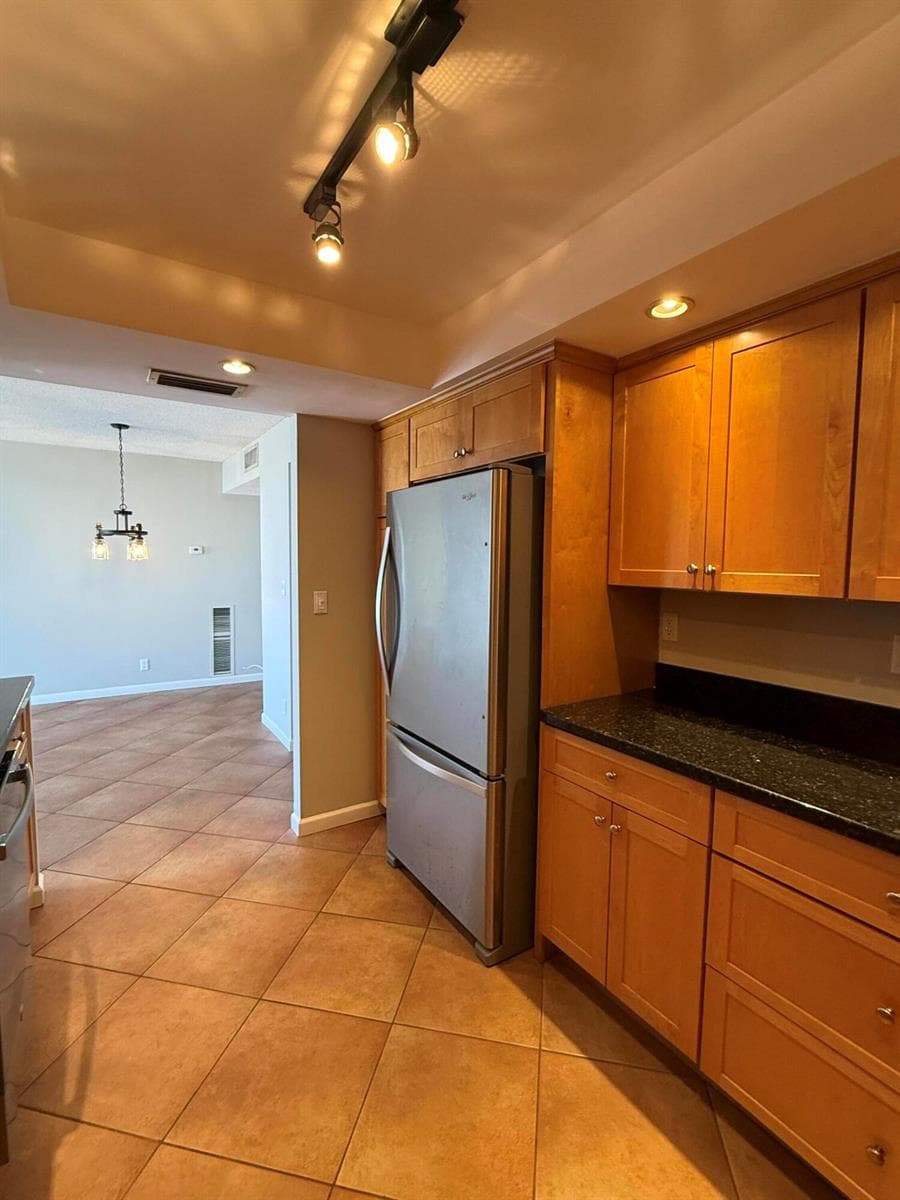 531 N Ocean Boulevard 1805 photo 13