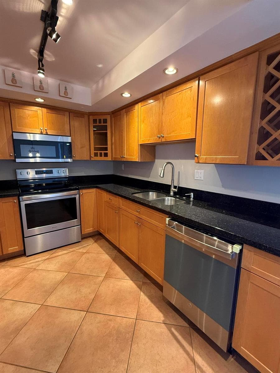 531 N Ocean Boulevard 1805 photo 12