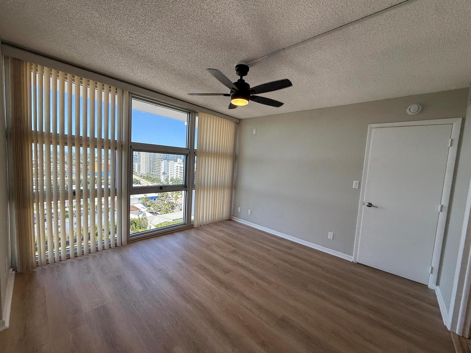 531 N Ocean Boulevard 1805 photo 22