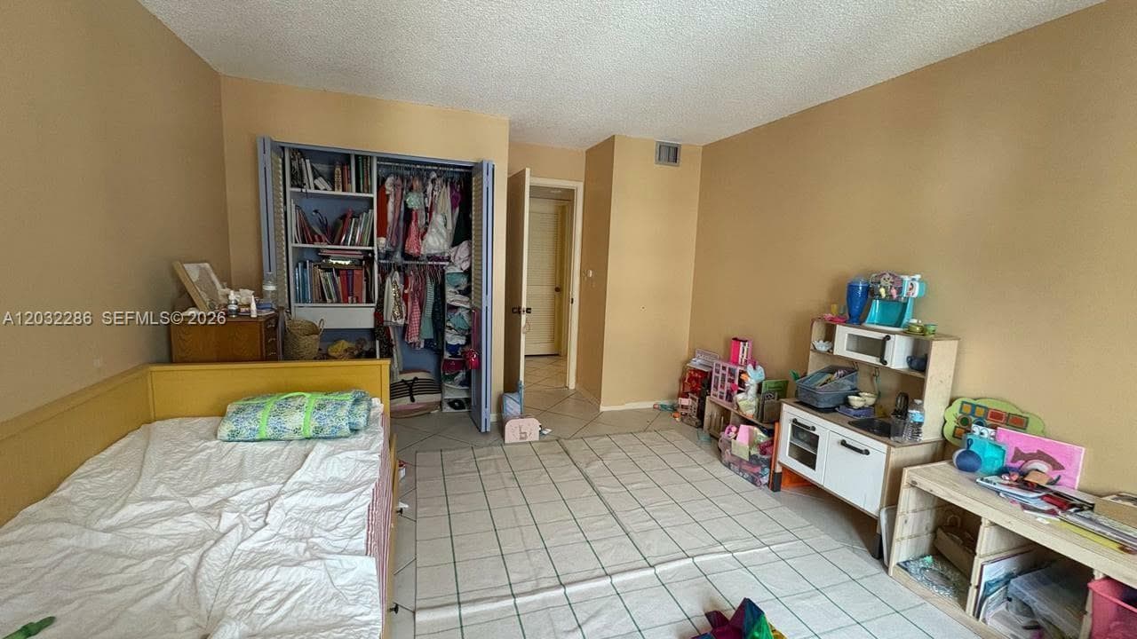 1865 S Ocean Dr 12E photo 19