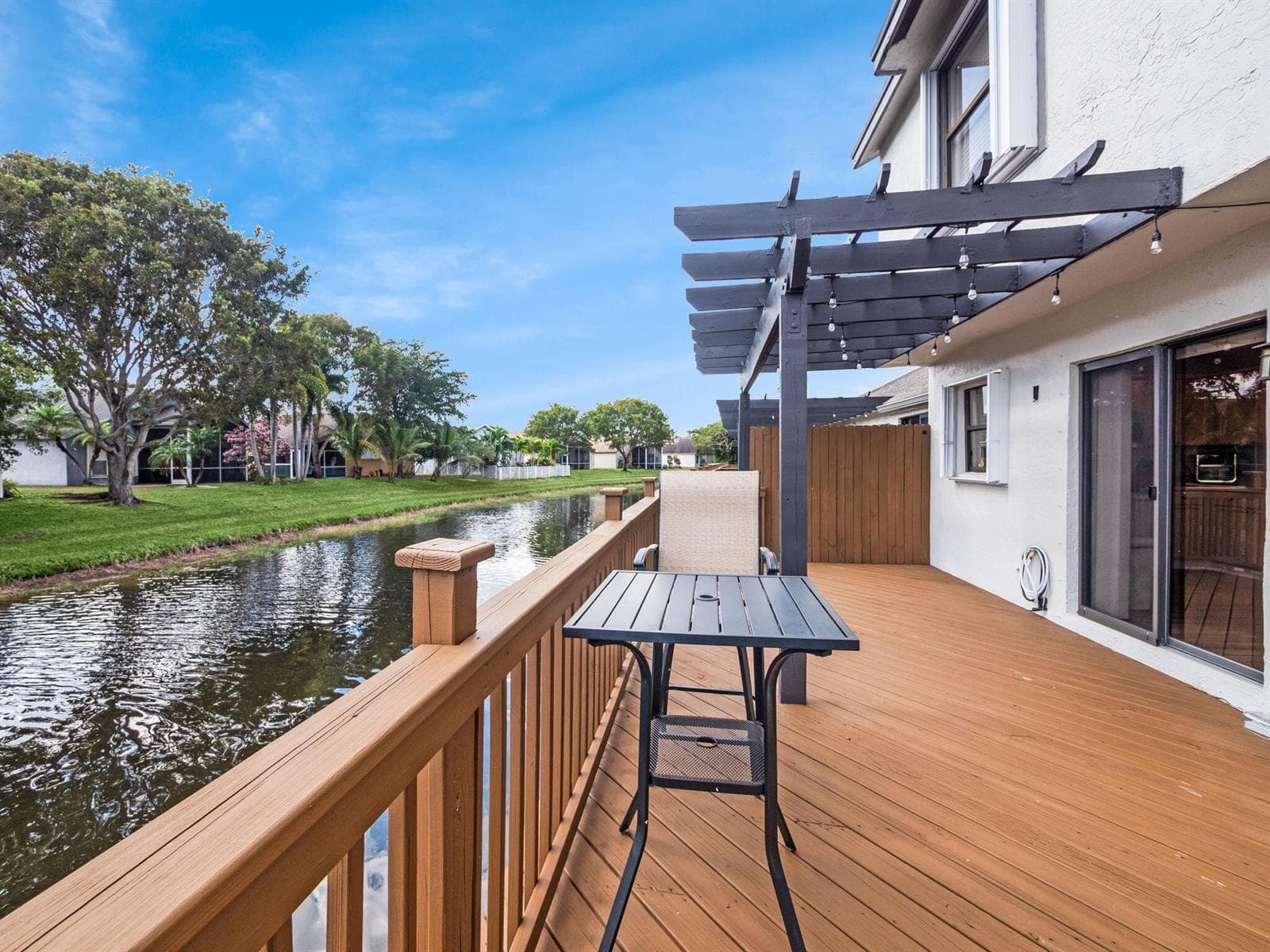 1103 Landings Boulevard photo 23