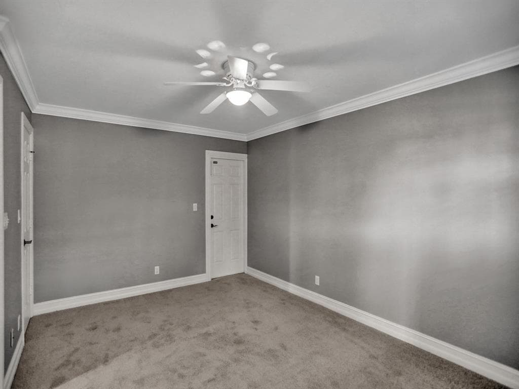 620 Tennis Club Drive 304 photo 22