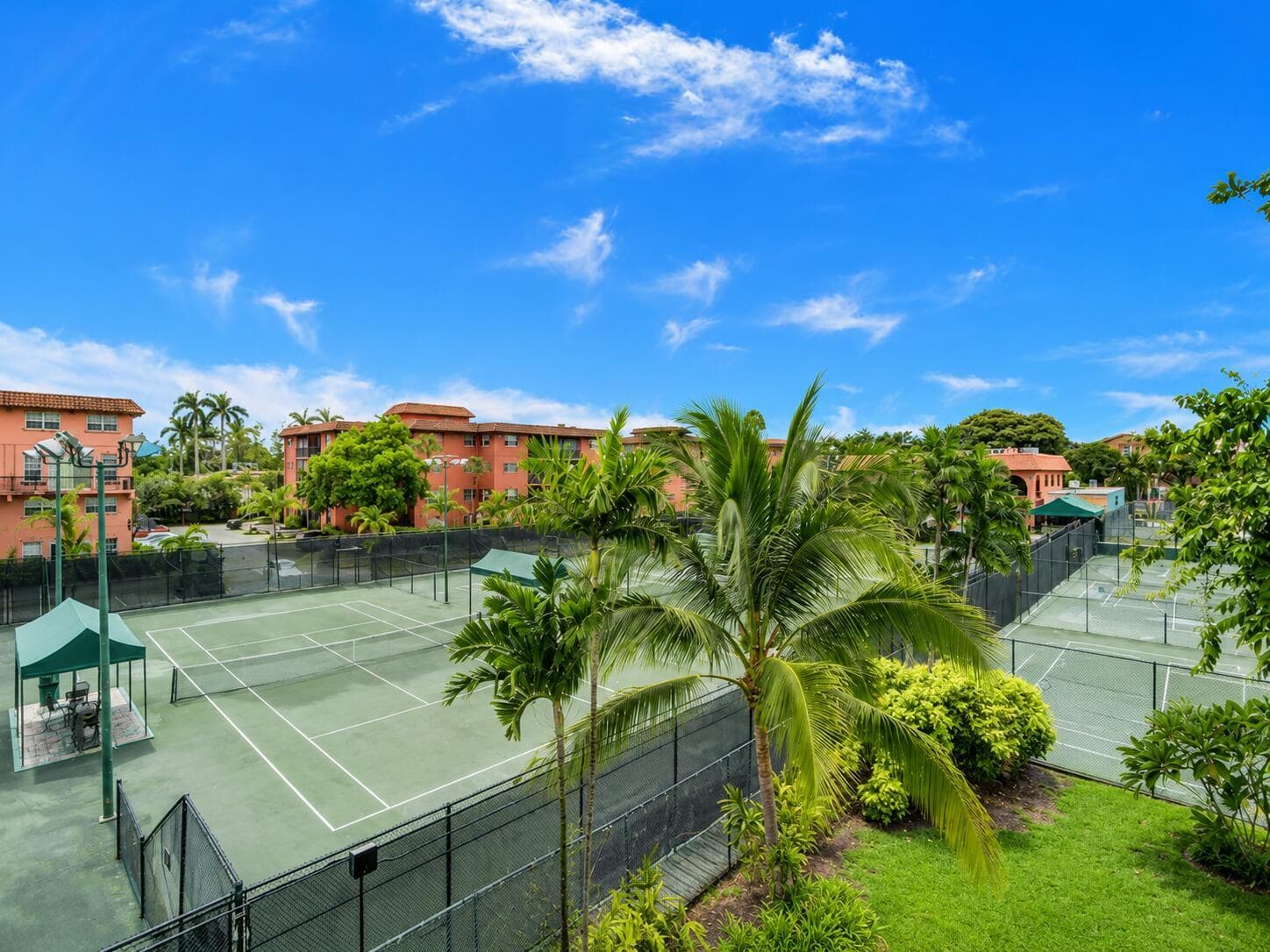 620 Tennis Club Drive 304 photo 3
