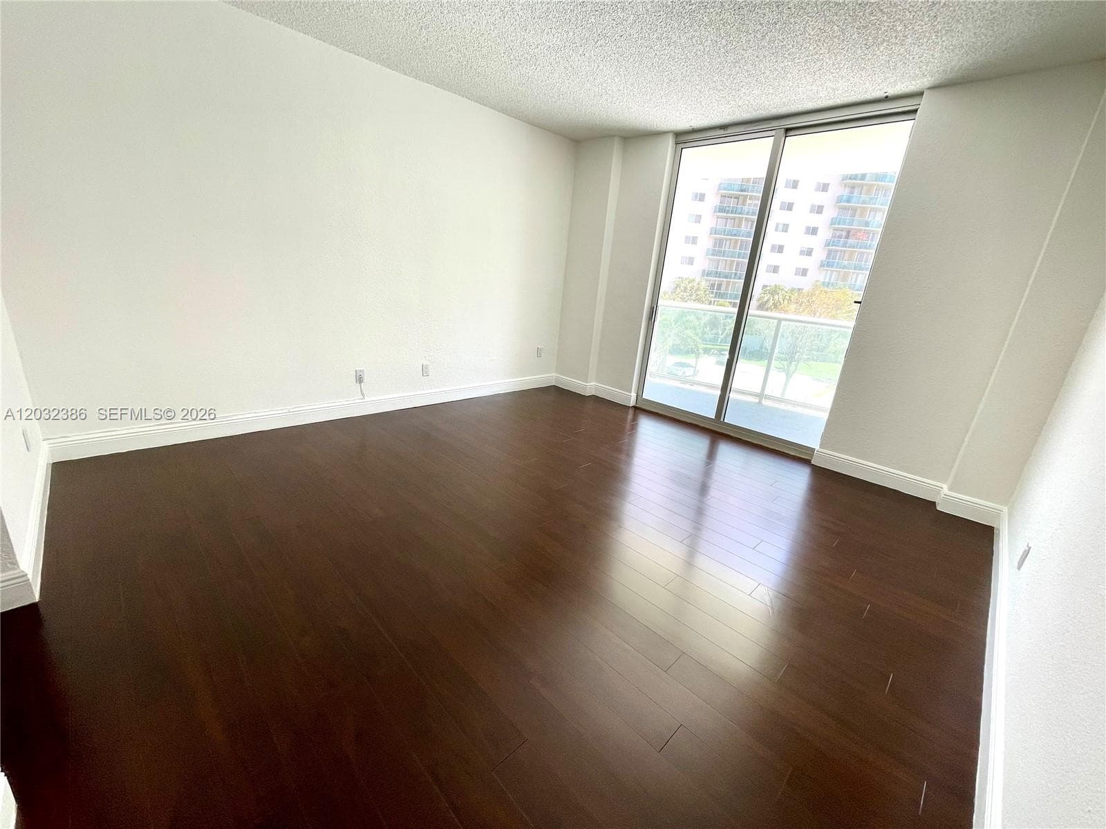 19390 Collins Ave 316 photo 24