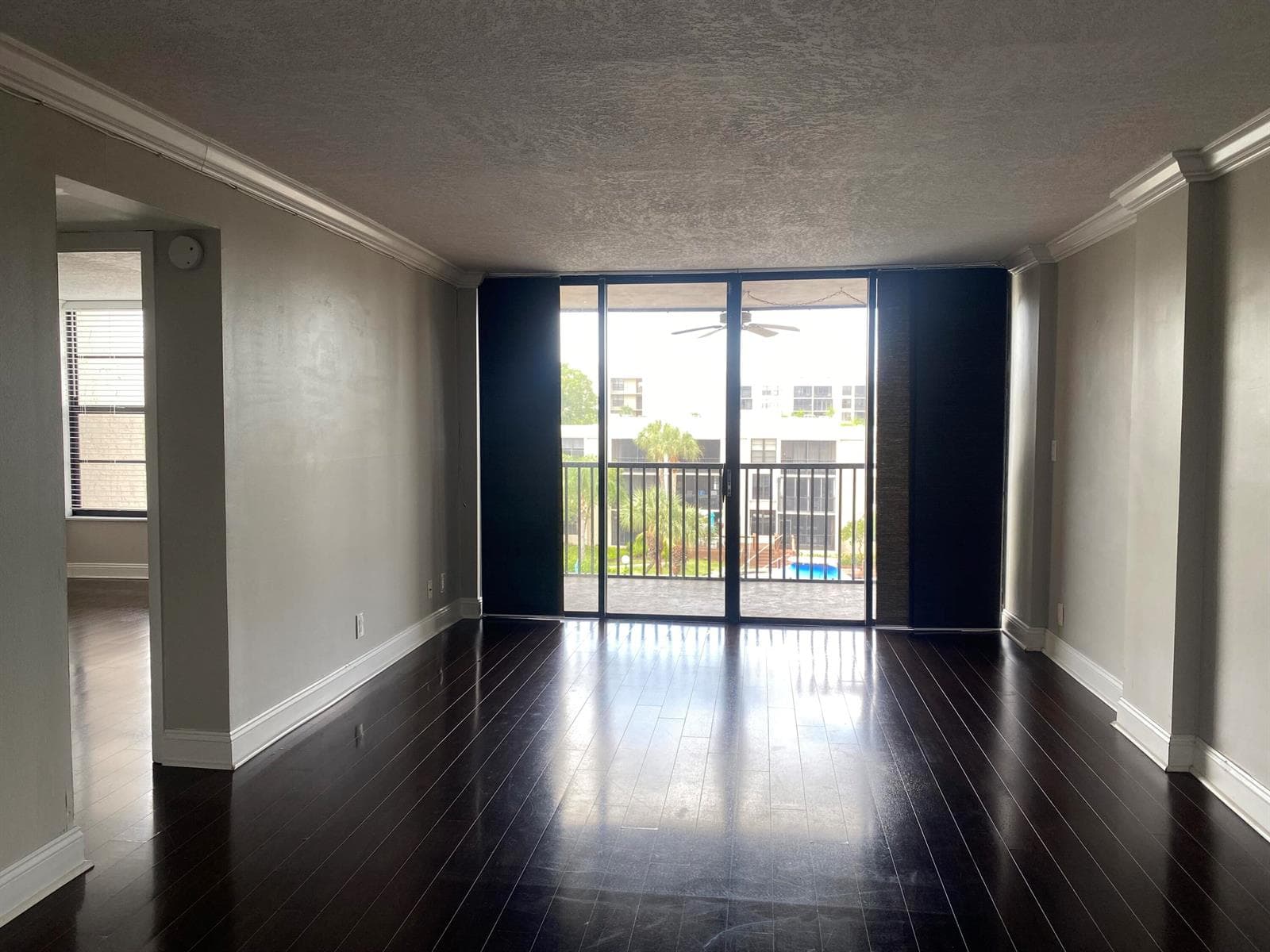 9 Royal Palm Way 403 photo 9
