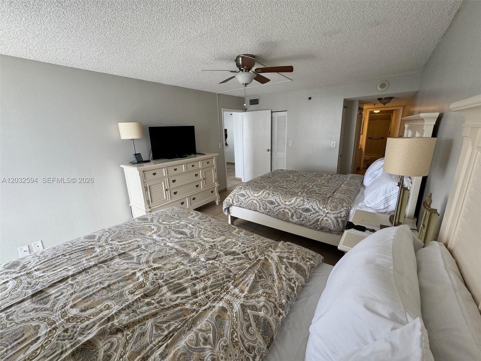 2625 Collins Ave 1801 photo 7