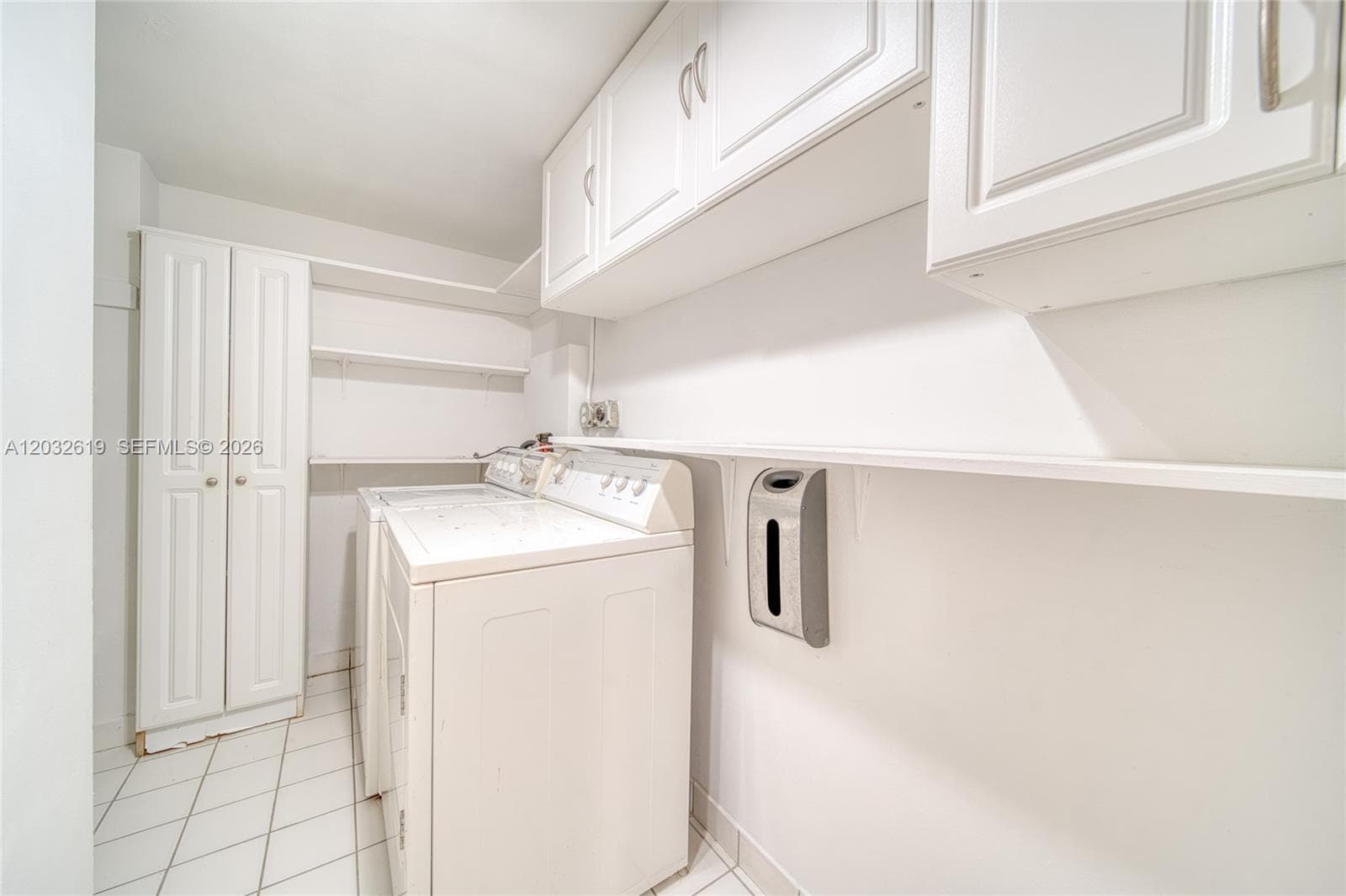 5401 Collins Ave 1135 photo 25