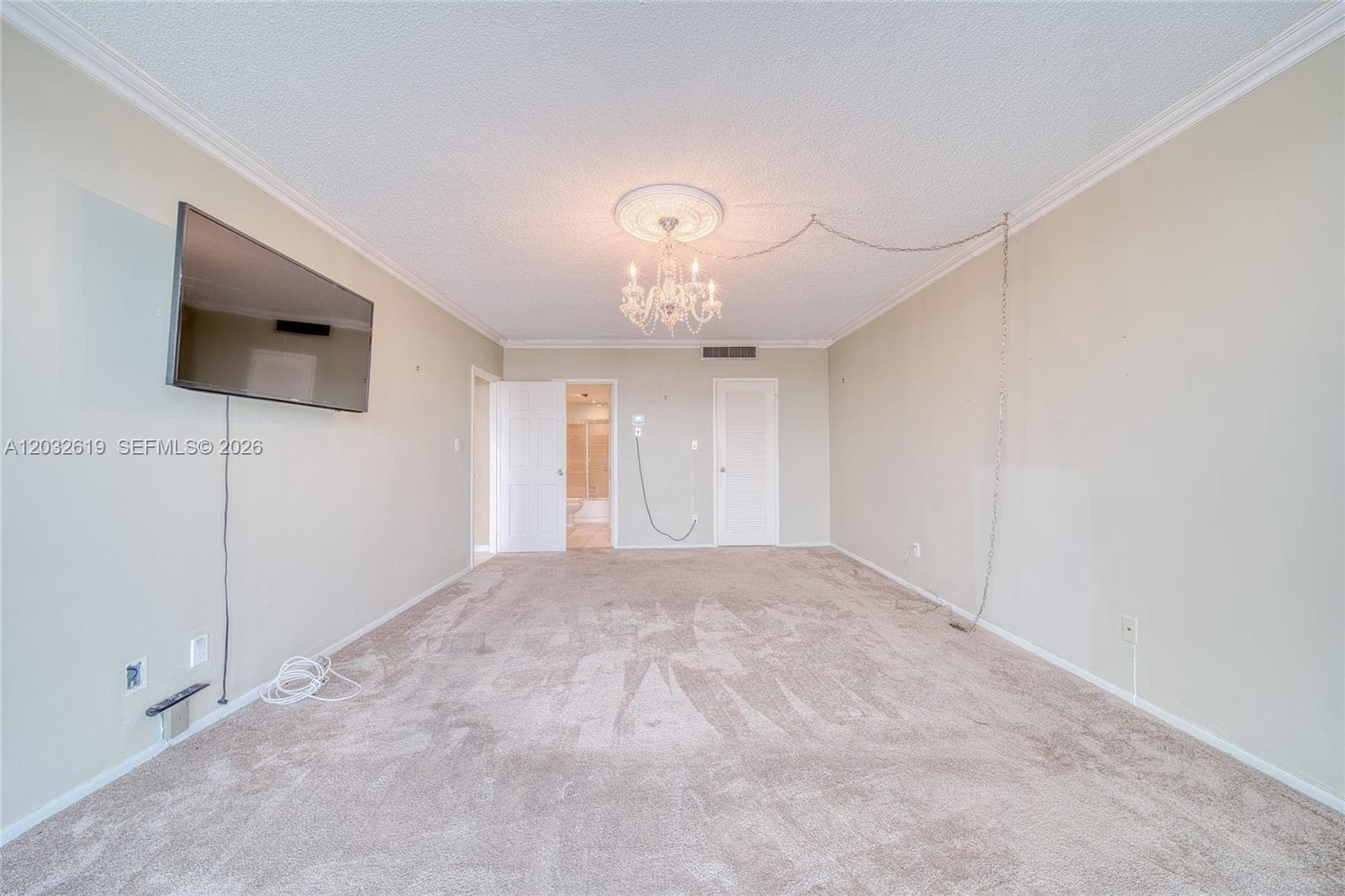 5401 Collins Ave 1135 photo 21