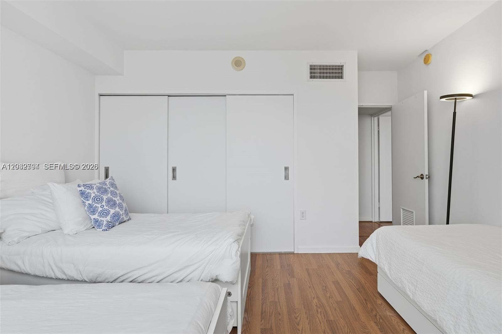 10275 Collins Ave 718 photo 25