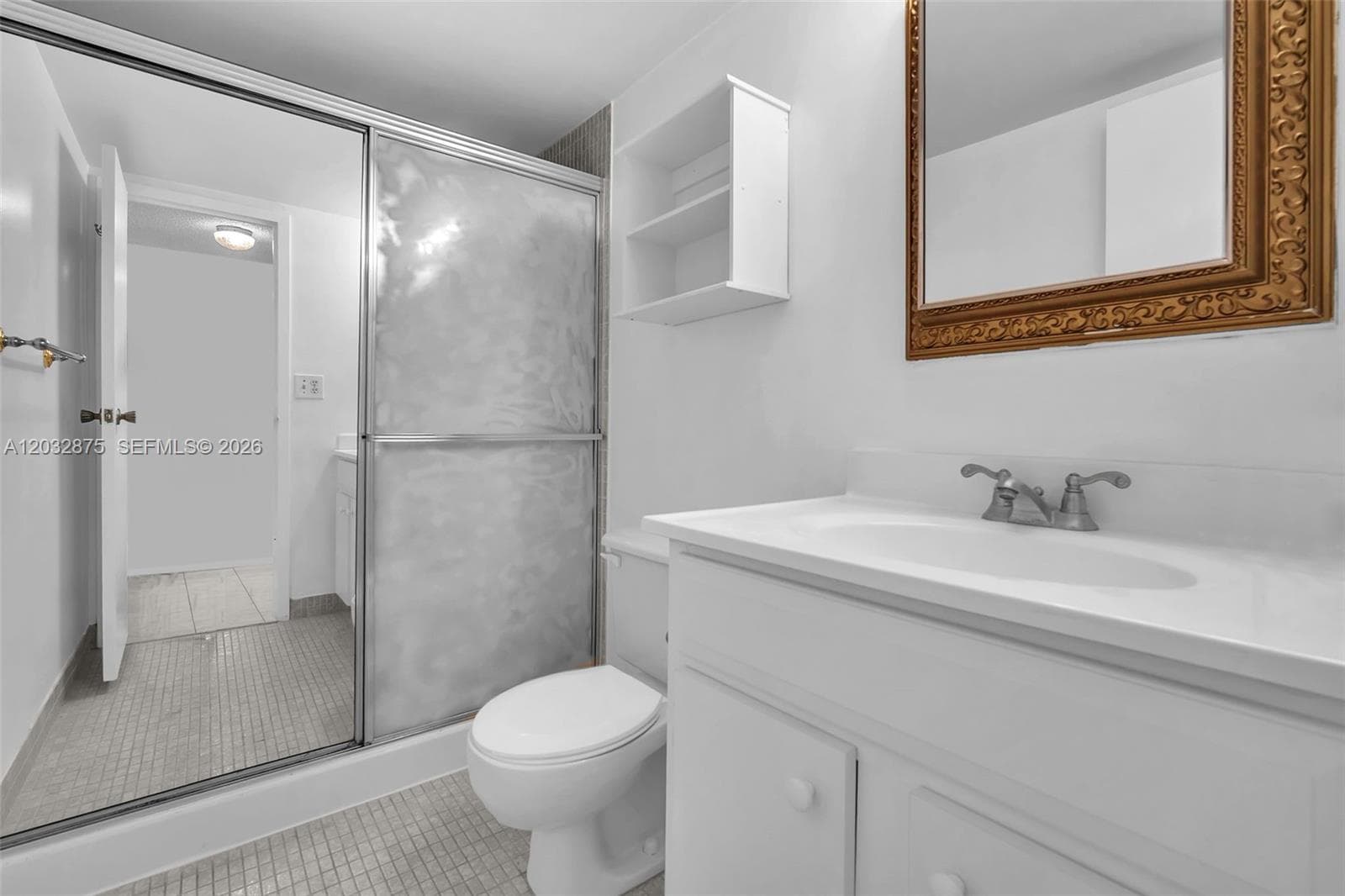 1000 Parkview Dr 229 photo 23