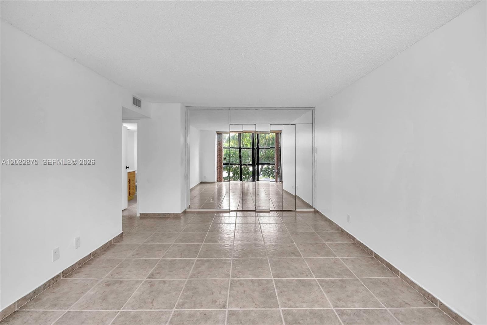 1000 Parkview Dr 229 photo 17
