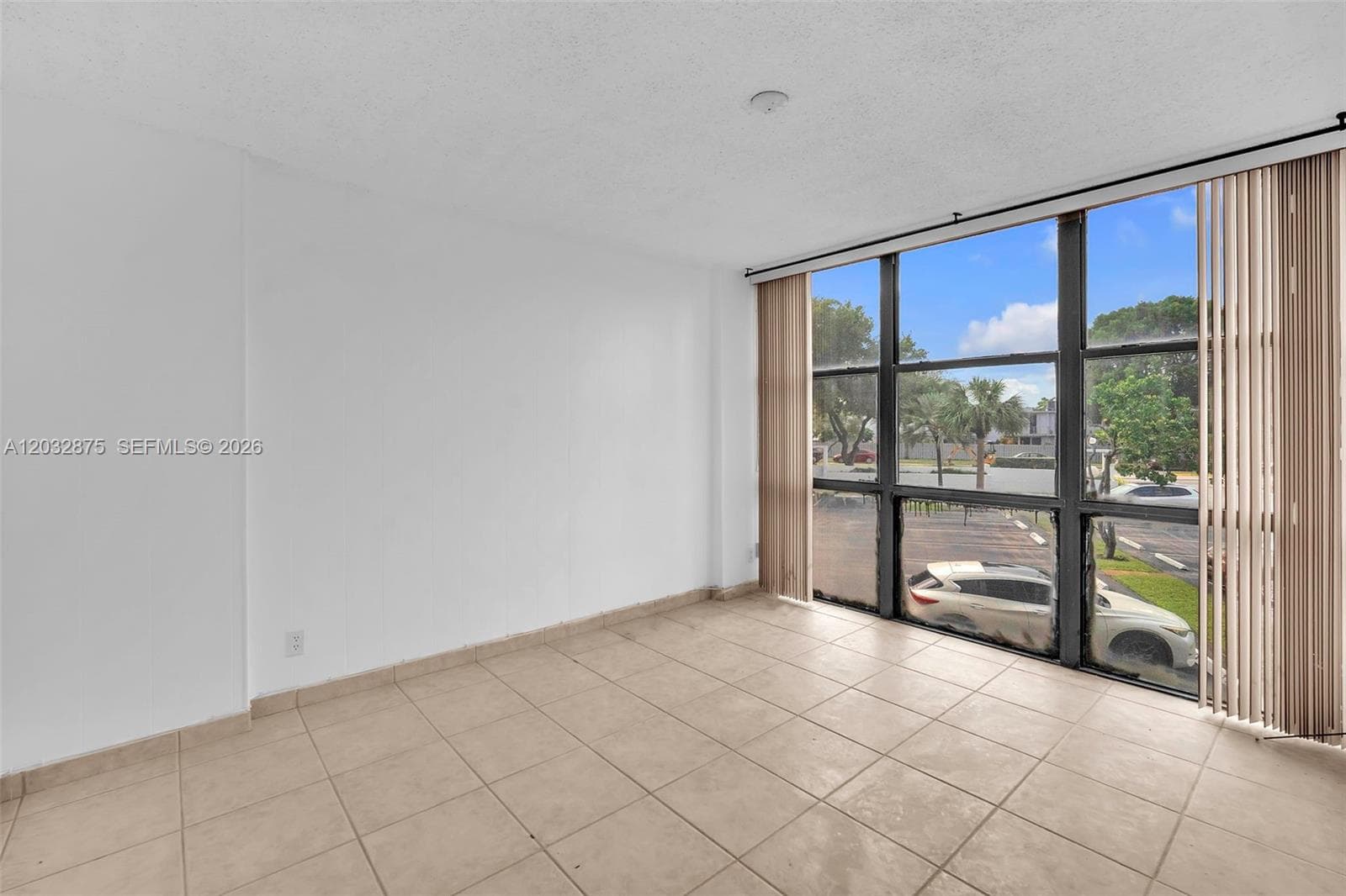 1000 Parkview Dr 229 photo 22
