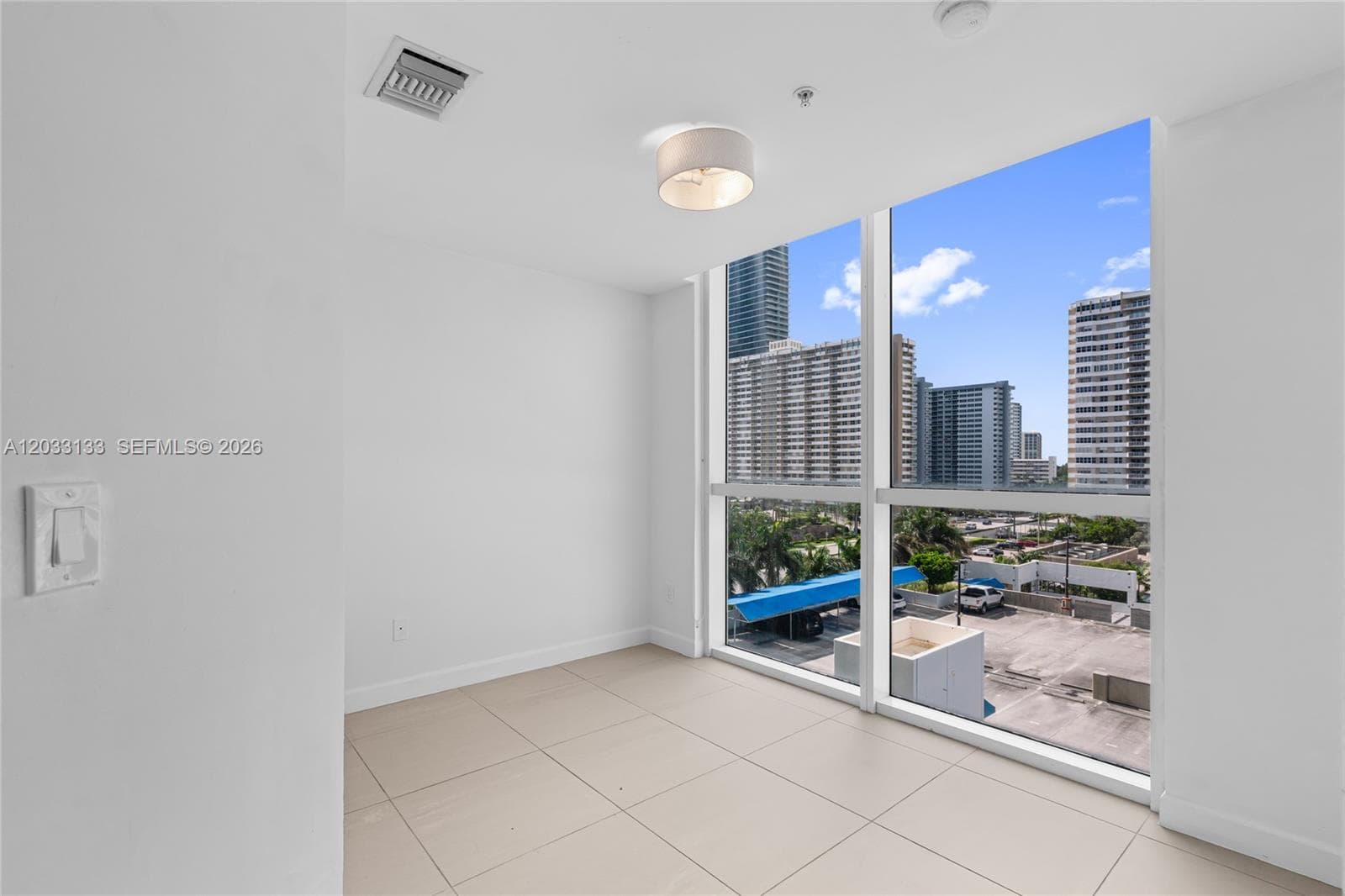 1945 S Ocean Dr 704 photo 25