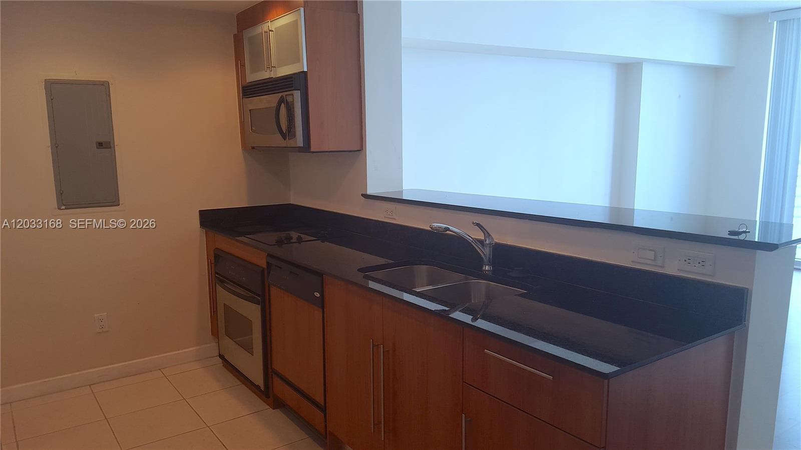 335 S Biscayne Blvd 2106 photo 13