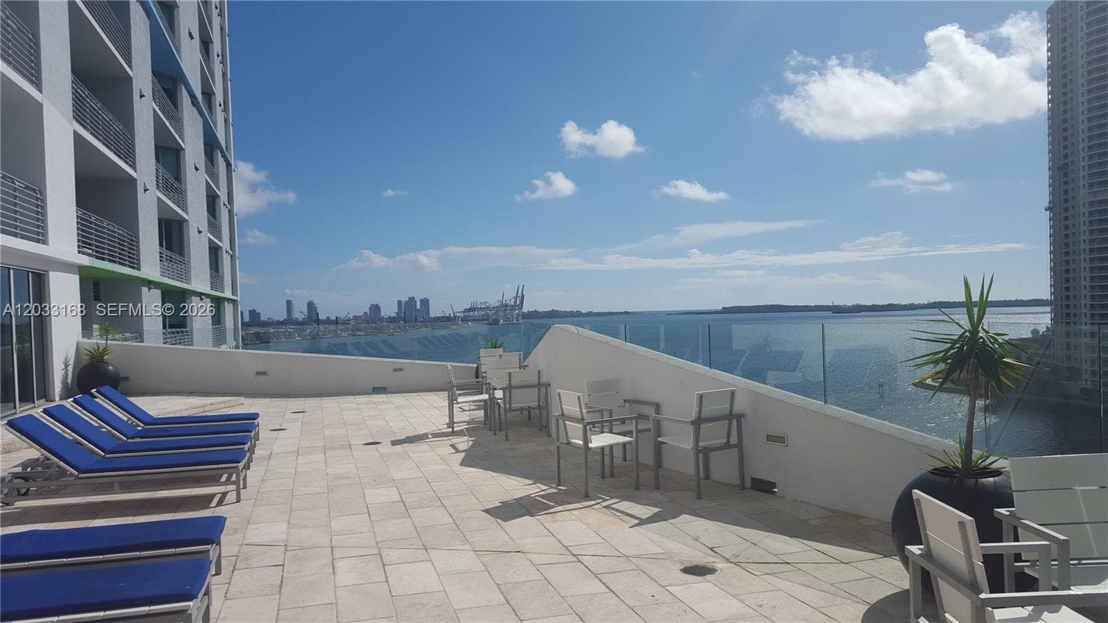 335 S Biscayne Blvd 2106 photo 22