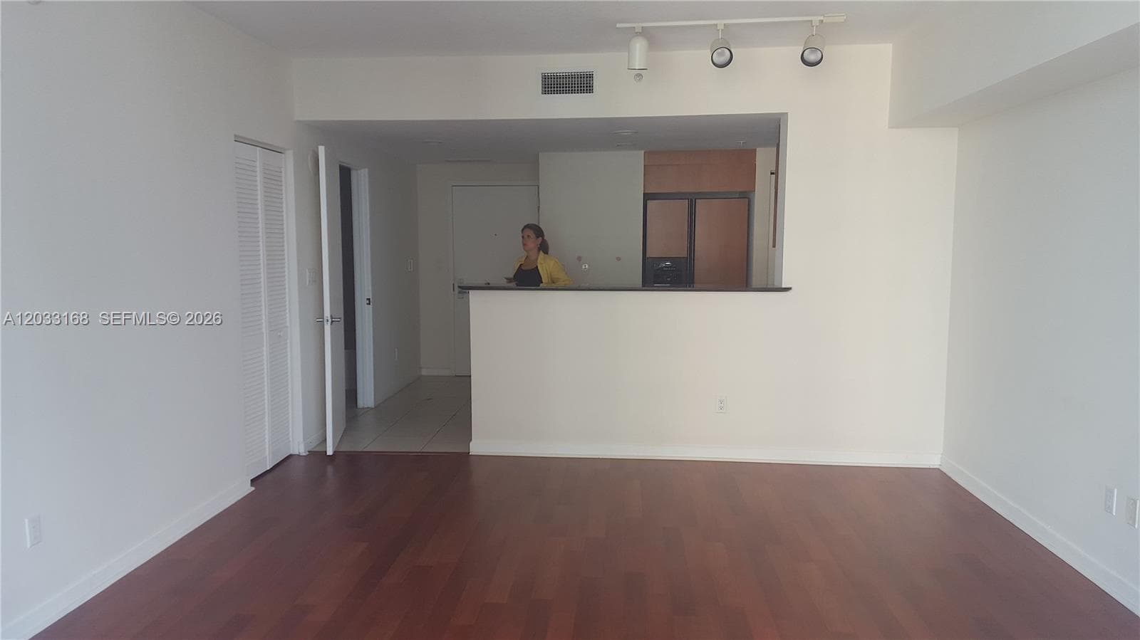 335 S Biscayne Blvd 2106 photo 10