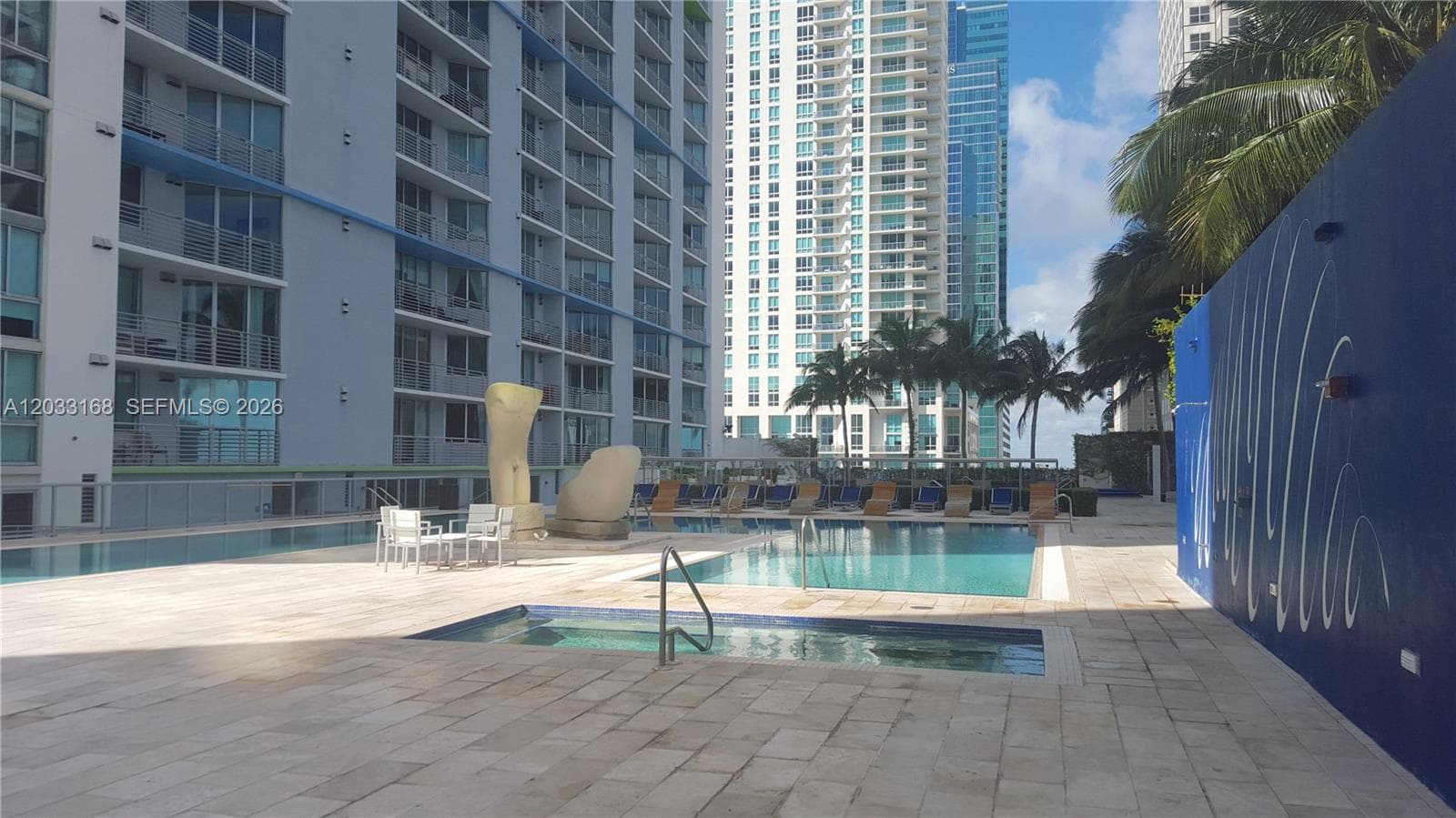335 S Biscayne Blvd 2106 photo 18