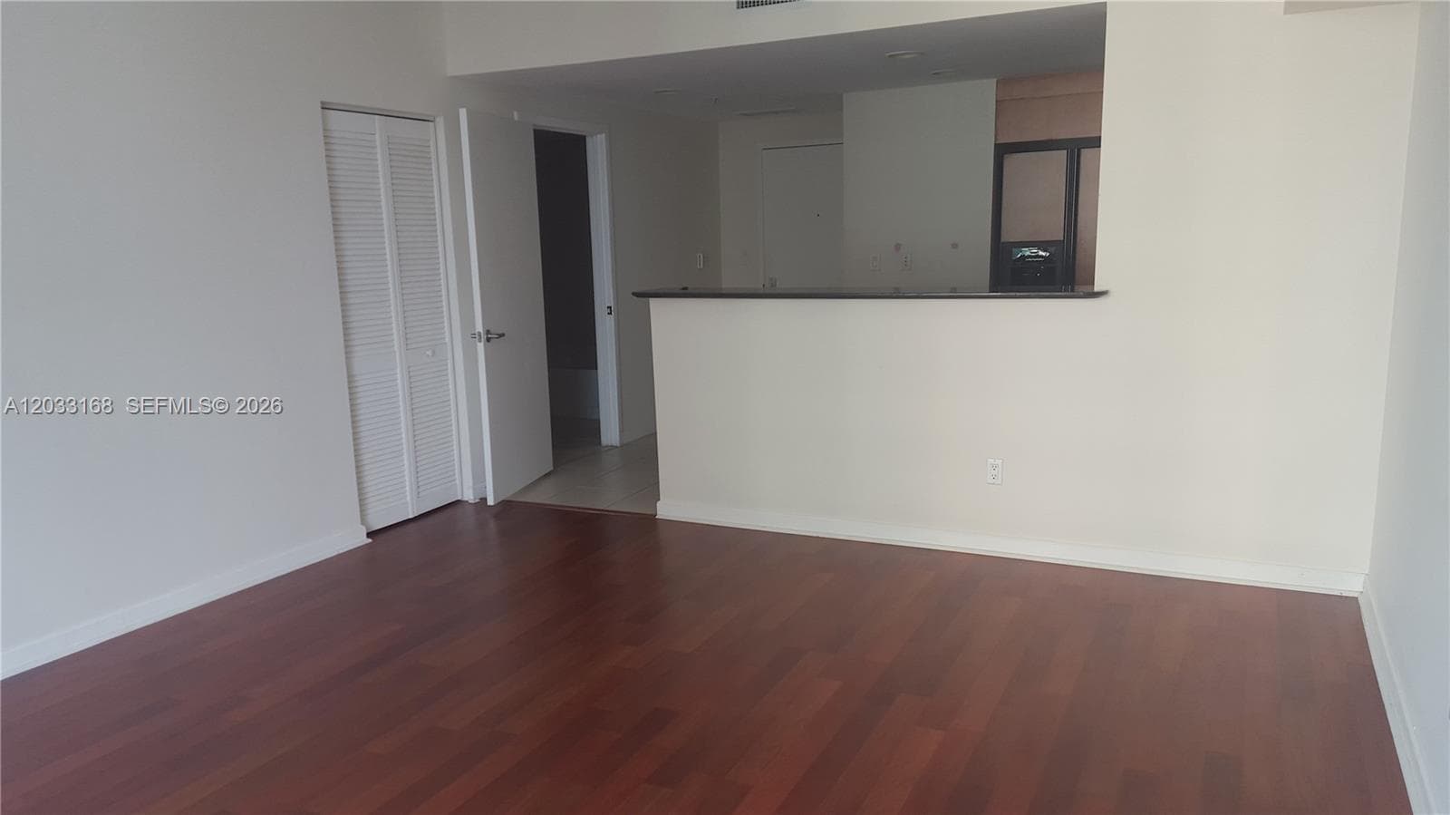 335 S Biscayne Blvd 2106 photo 11