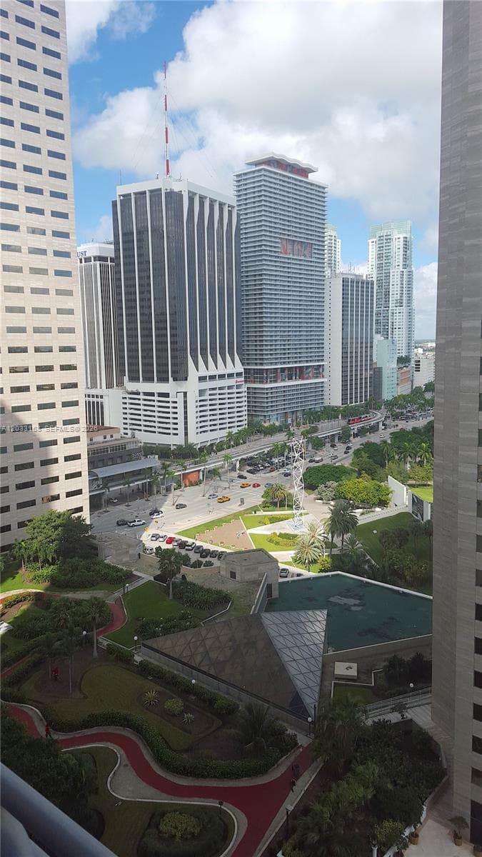 335 S Biscayne Blvd 2106 photo 8