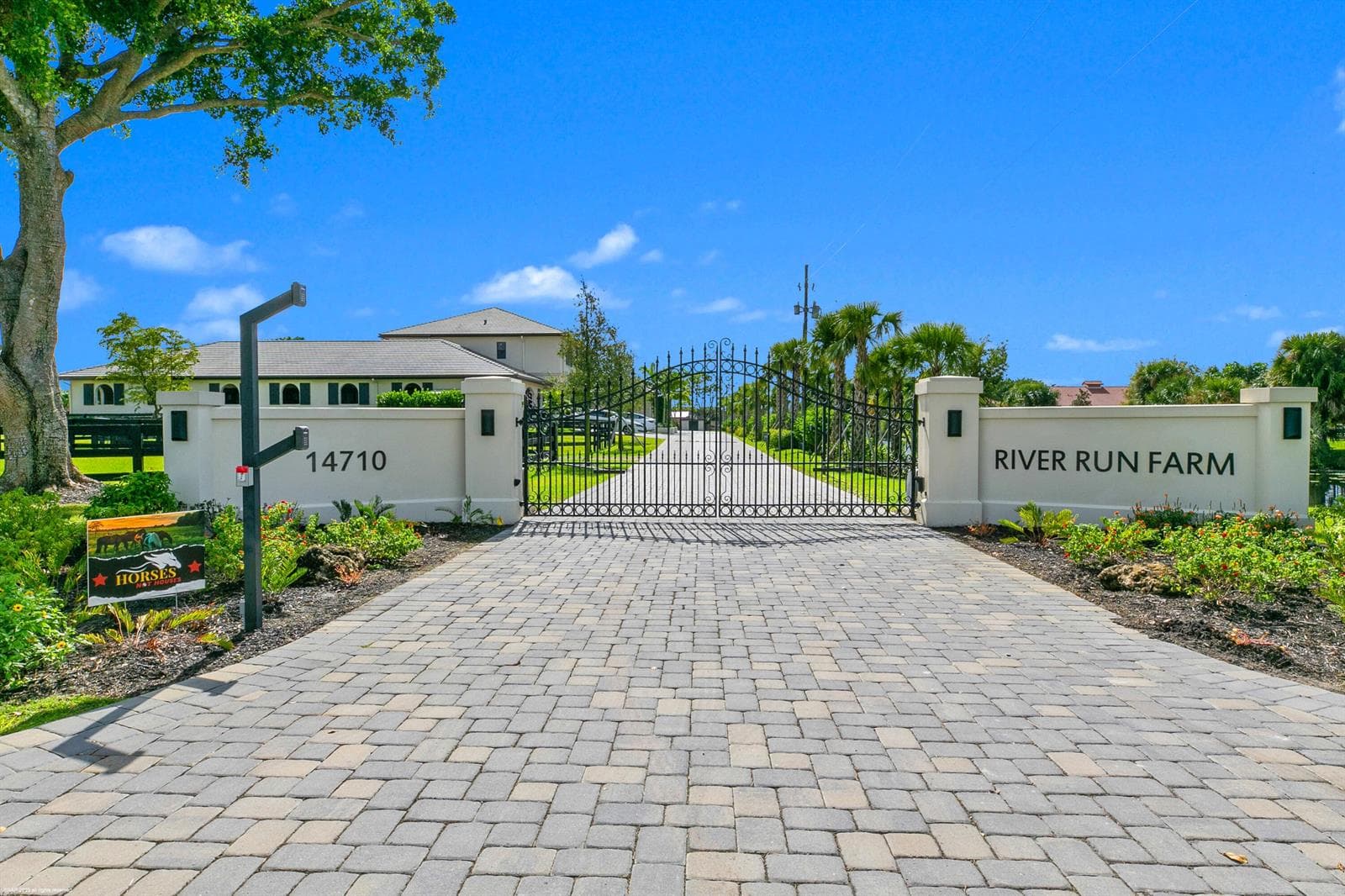 14710 Palm Beach Point Boulevard photo 8