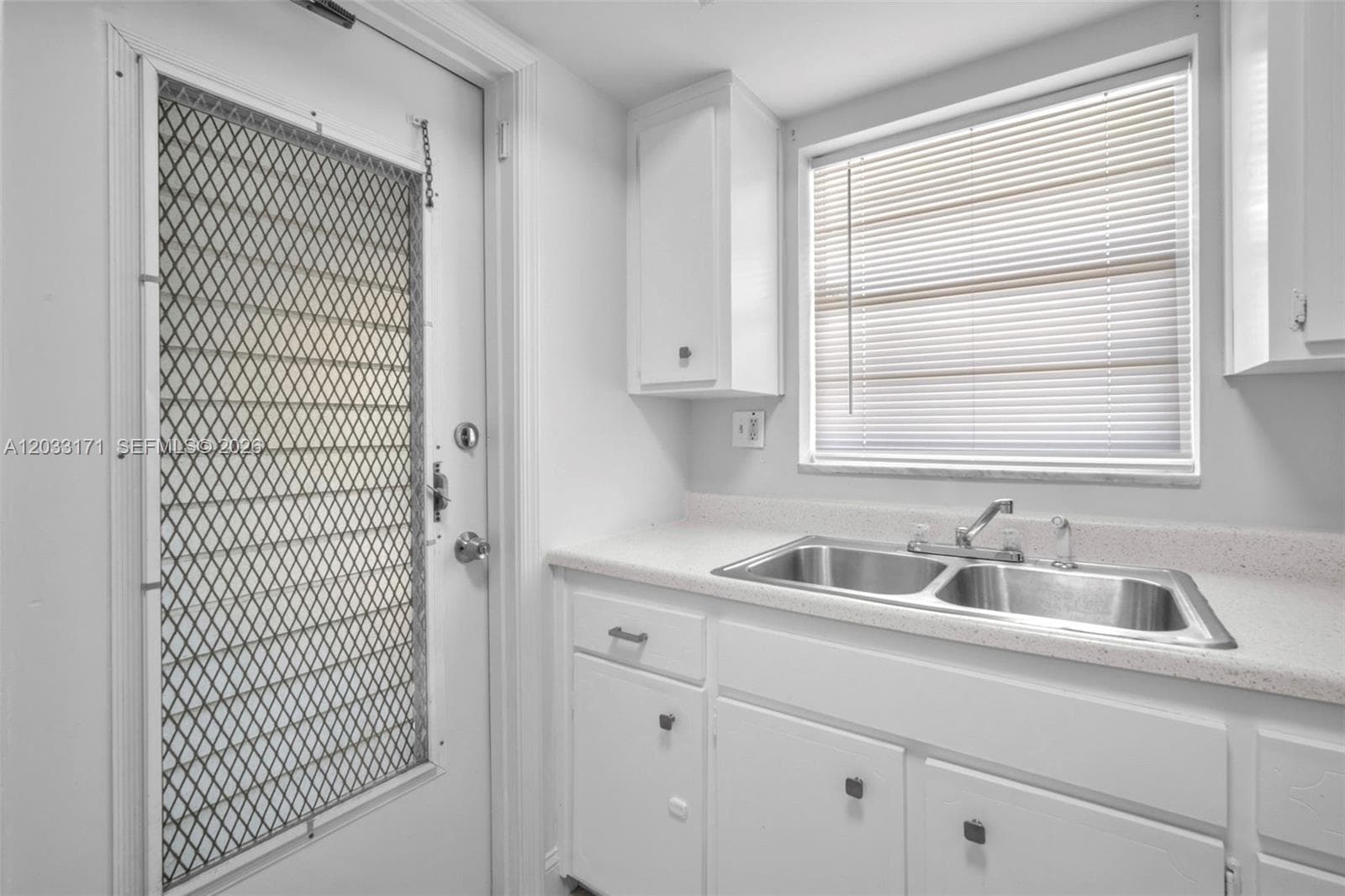 2101 NE 68th St 202 photo 11